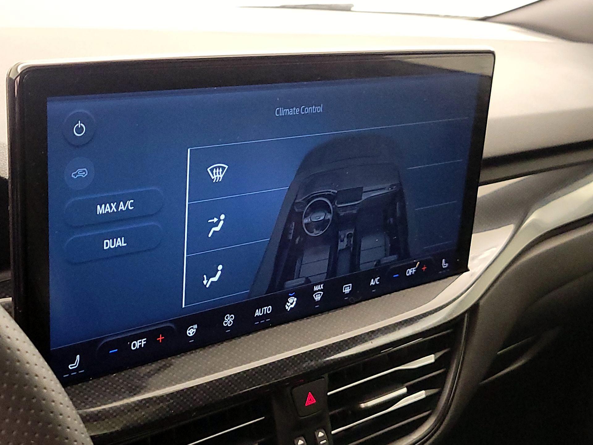 Thumbnail: 2023 Ford Escape - 17