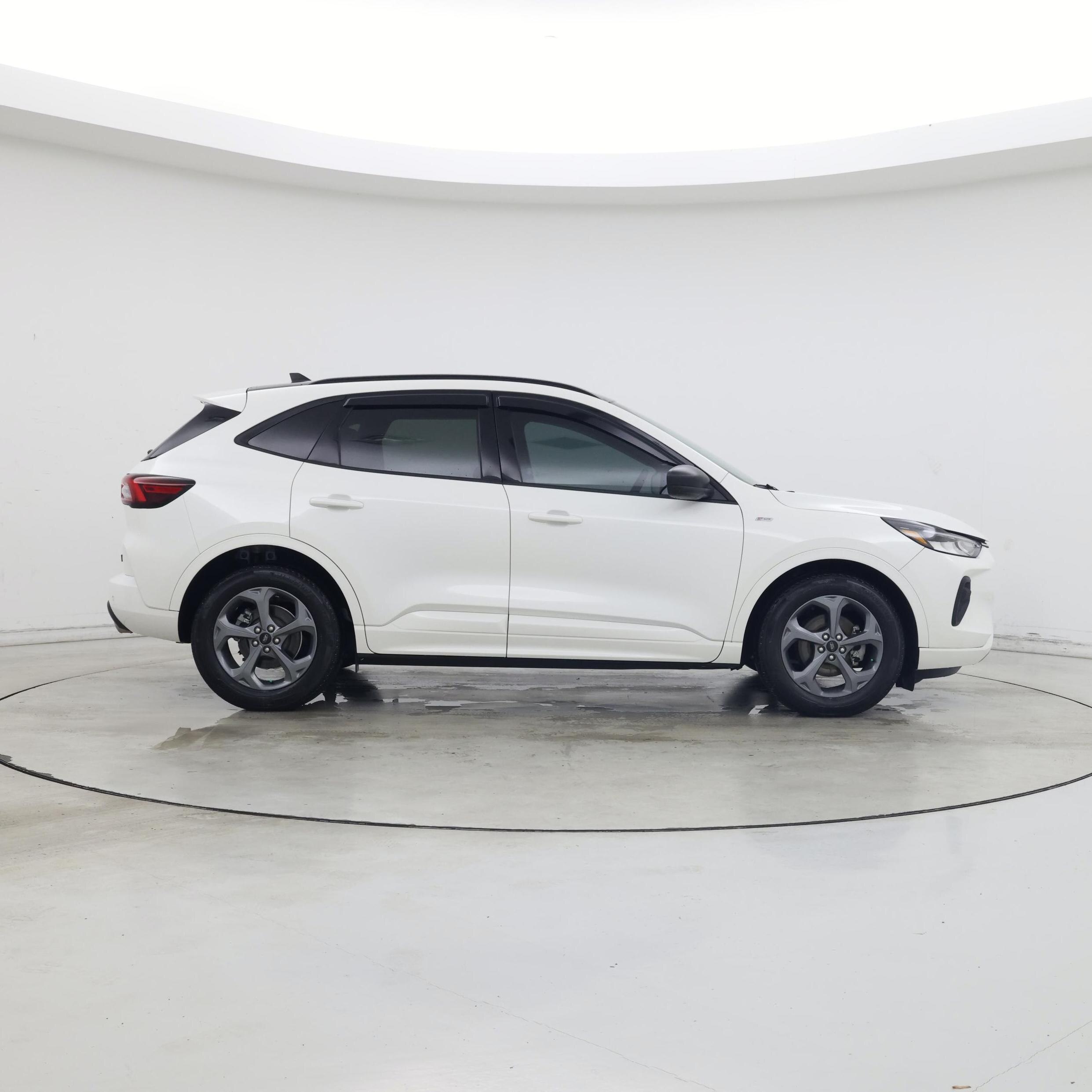 Thumbnail: 2023 Ford Escape - 7