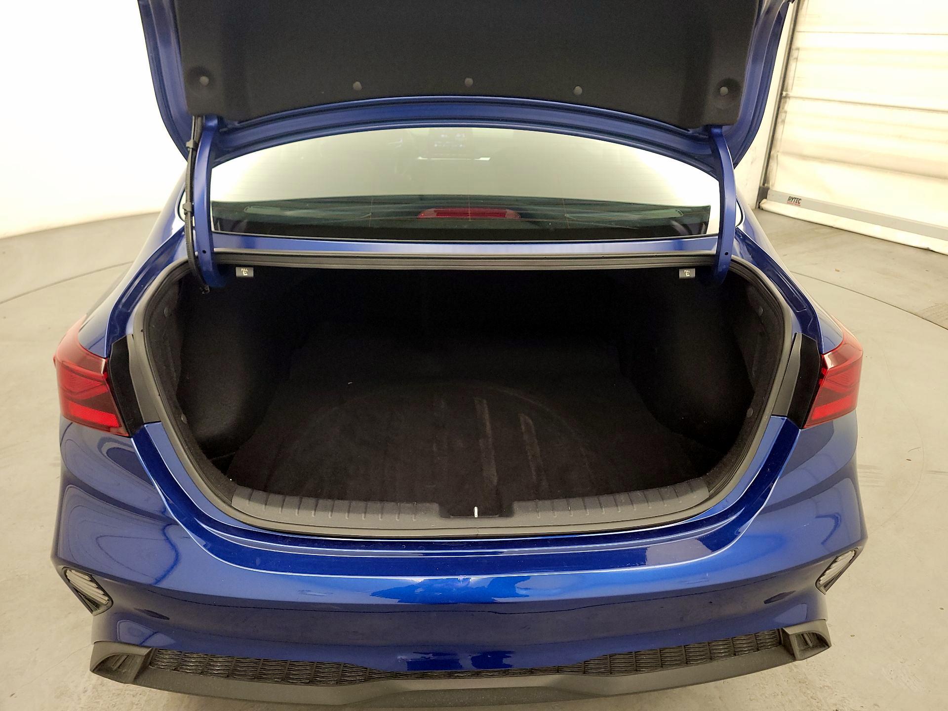 Thumbnail: 2023 Kia Forte - 19