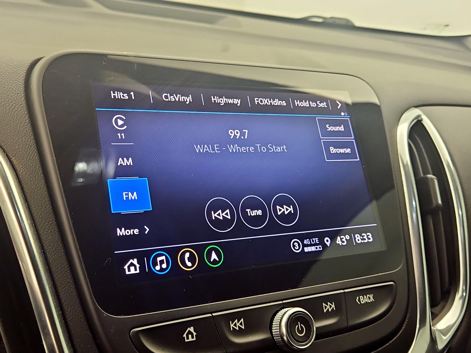 Thumbnail: 2022 Chevrolet Equinox - 16