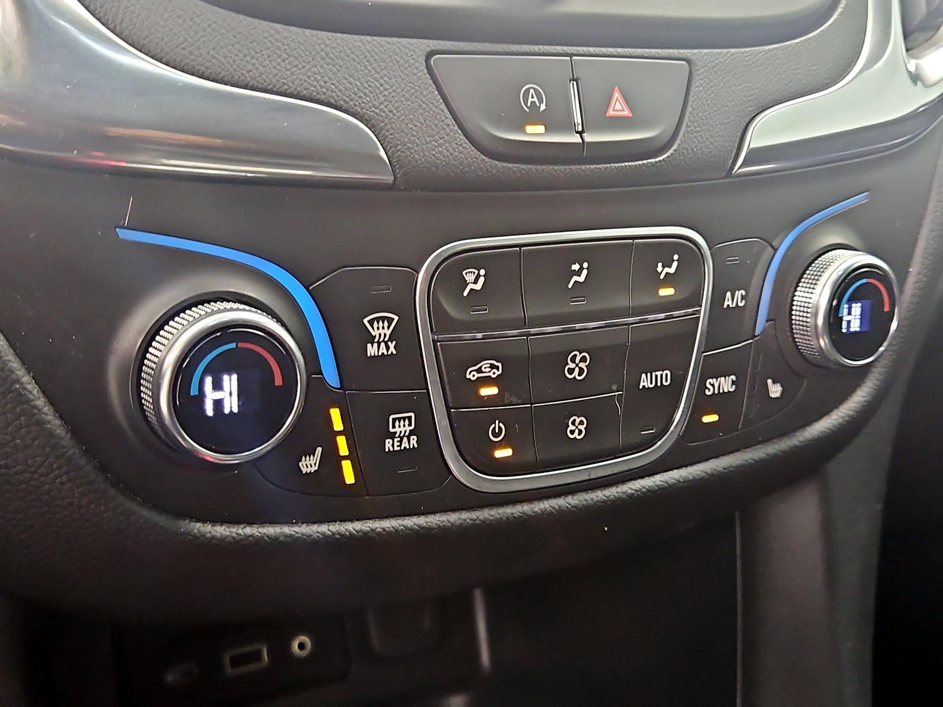 Thumbnail: 2022 Chevrolet Equinox - 17