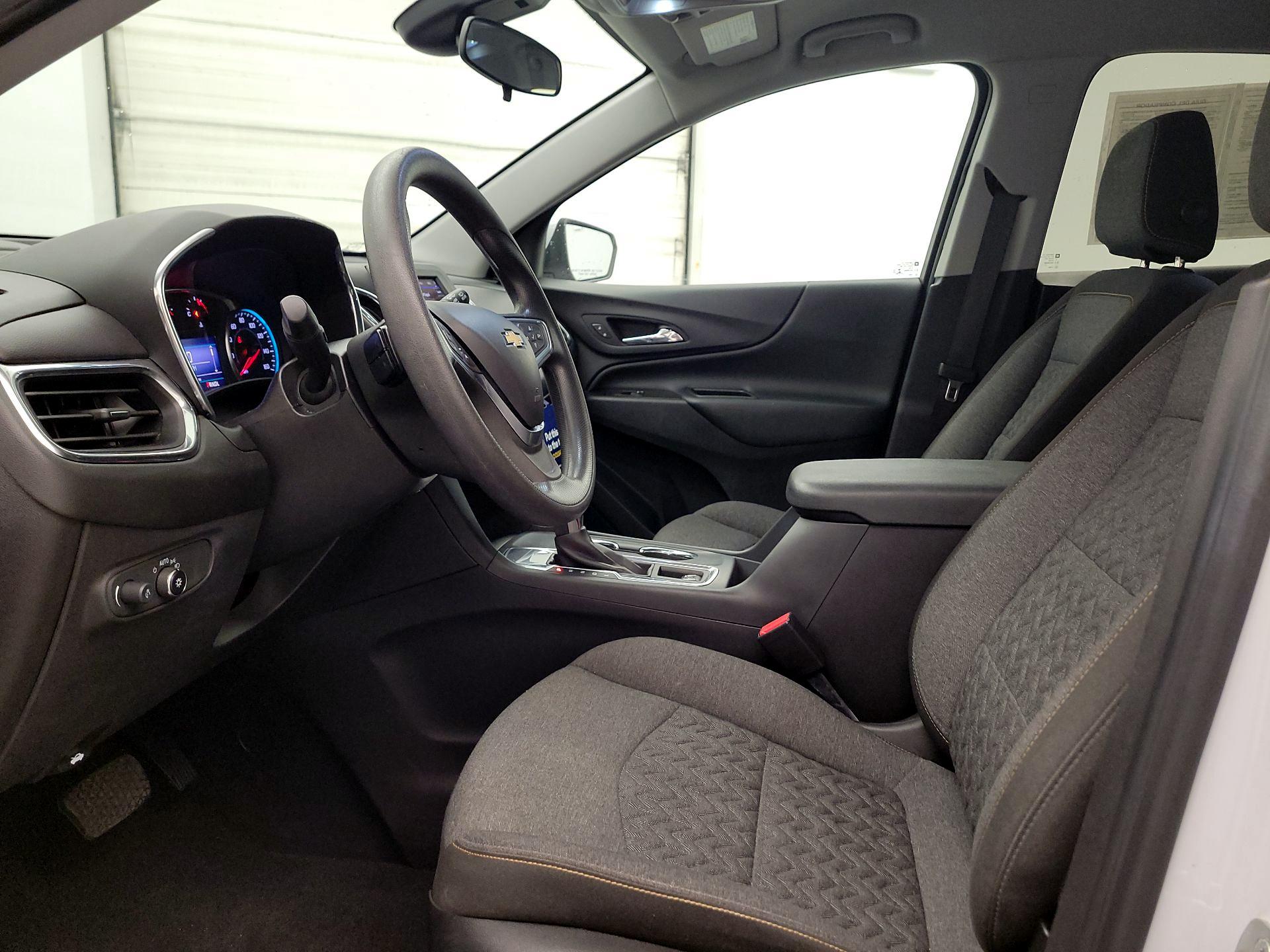 Thumbnail: 2022 Chevrolet Equinox - 11