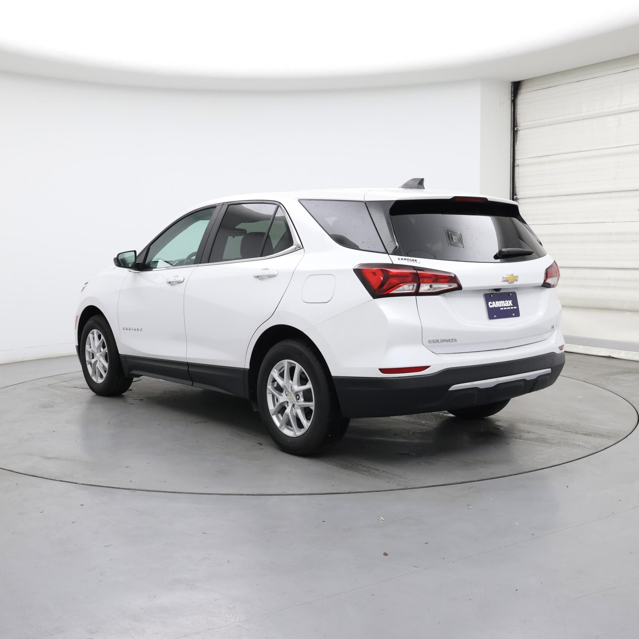 Thumbnail: 2022 Chevrolet Equinox - 2