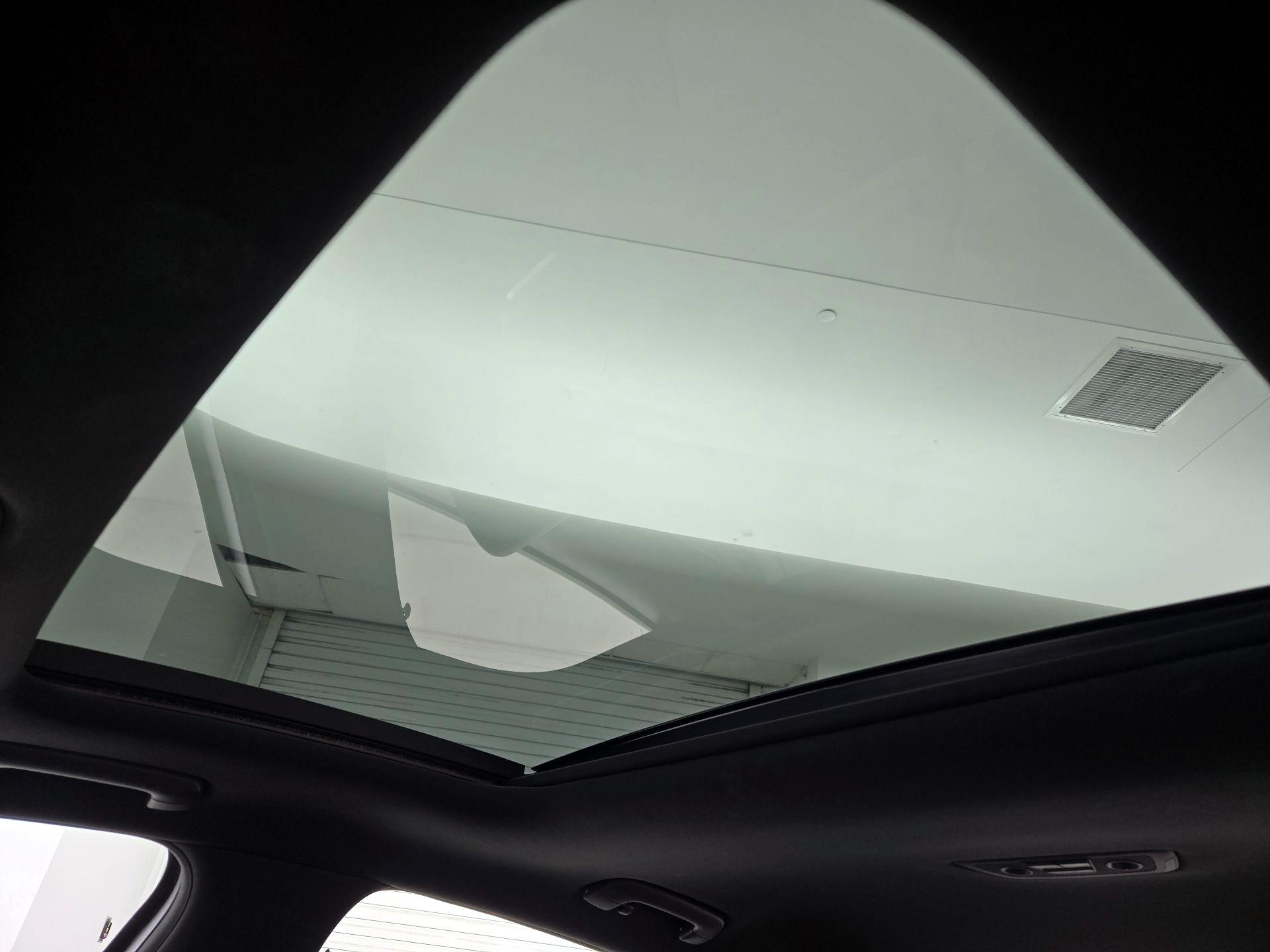 Thumbnail: 2022 Genesis G70 - 20