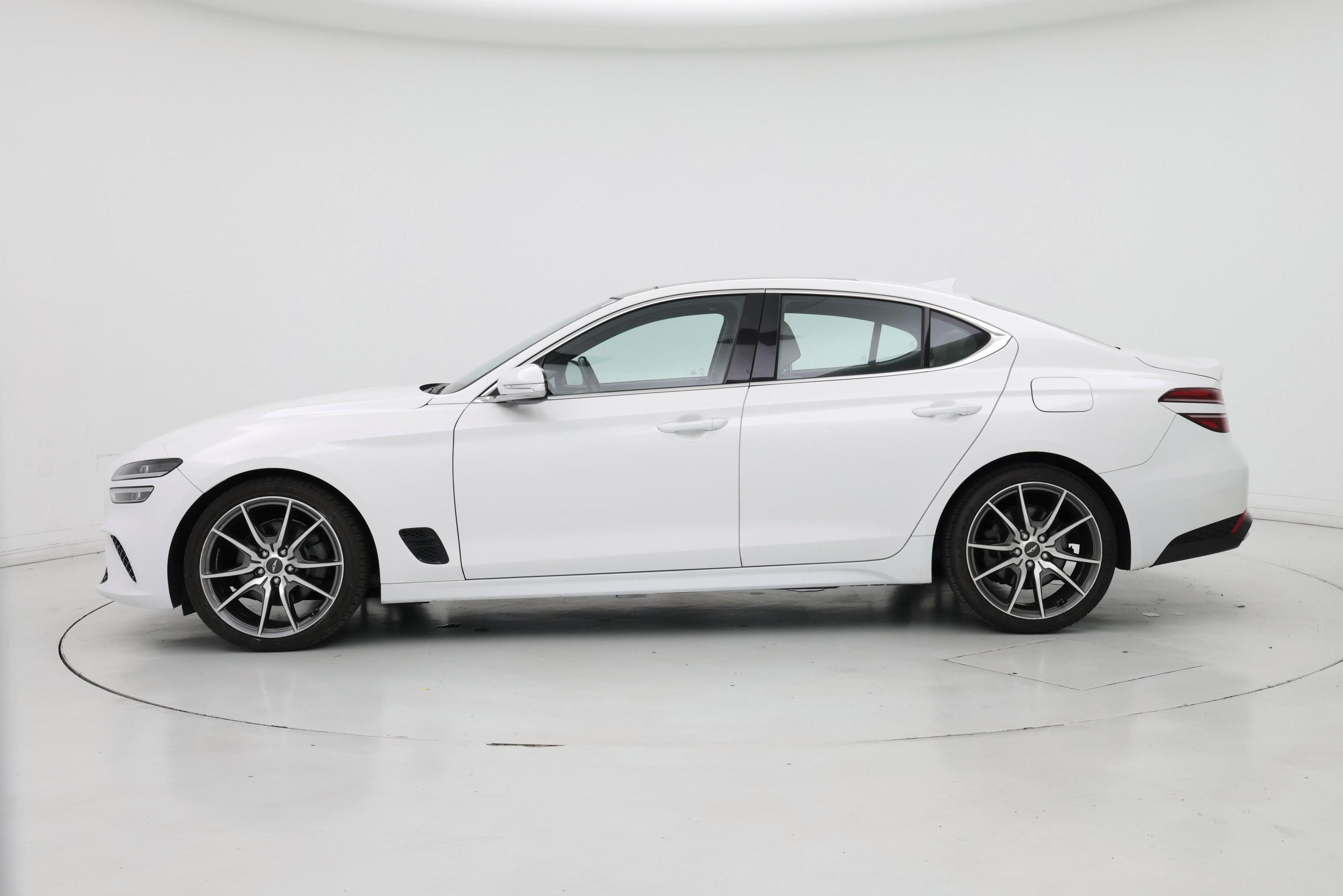 Thumbnail: 2022 Genesis G70 - 3