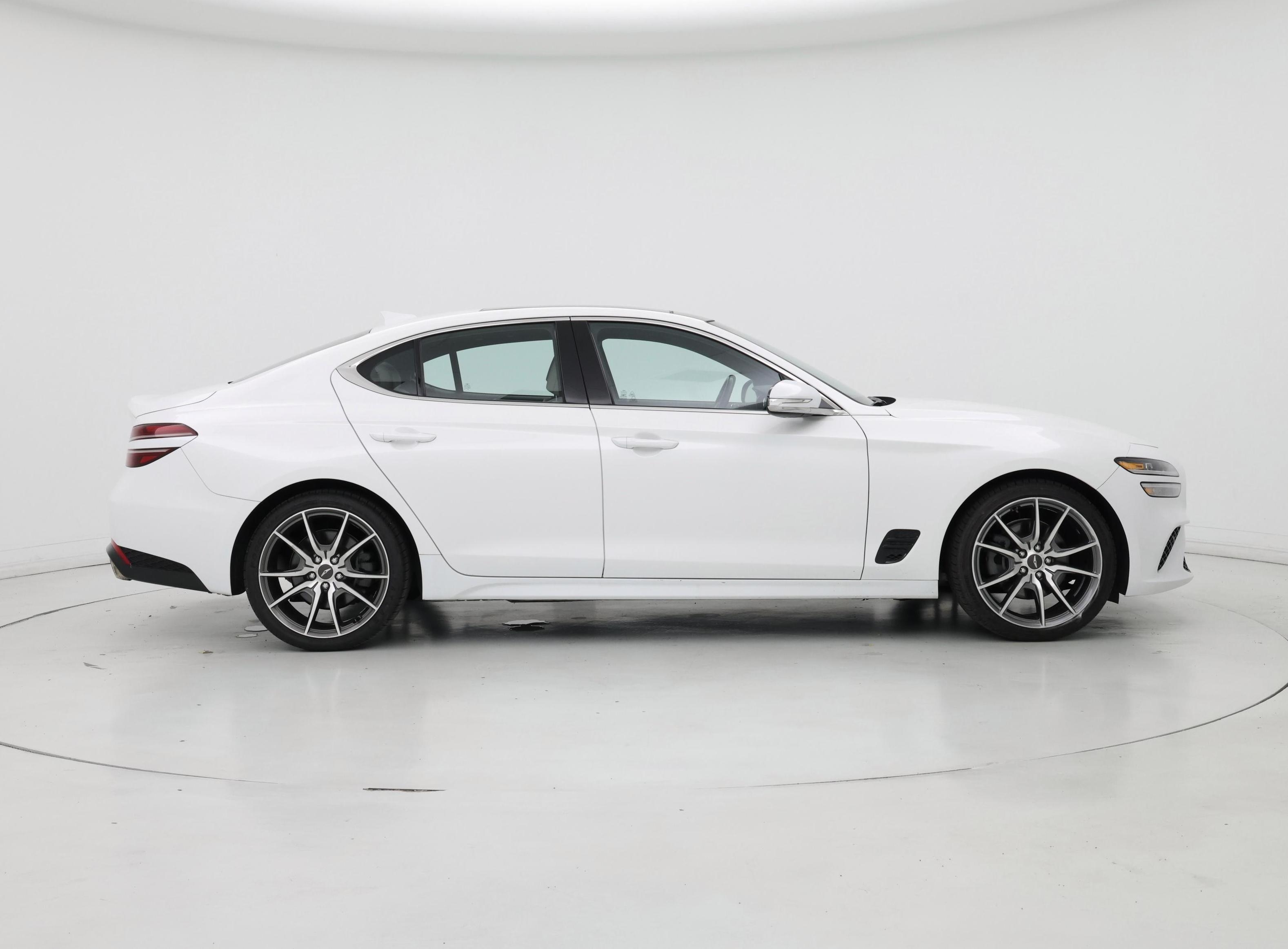 Thumbnail: 2022 Genesis G70 - 7