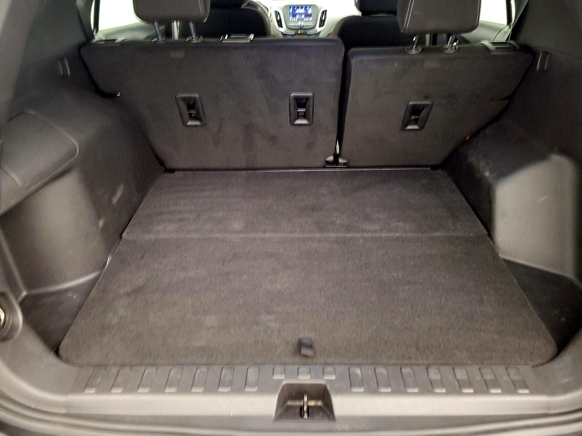 Thumbnail: 2023 Chevrolet Equinox - 16