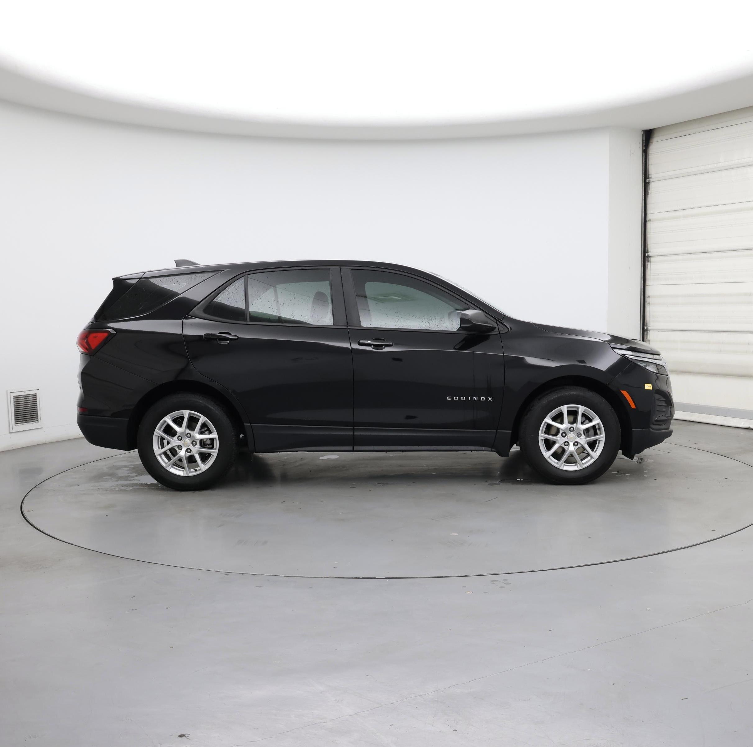 Thumbnail: 2023 Chevrolet Equinox - 7