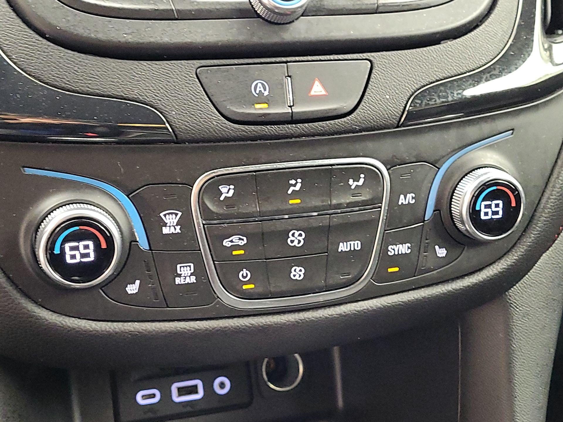 Thumbnail: 2023 Chevrolet Equinox - 16