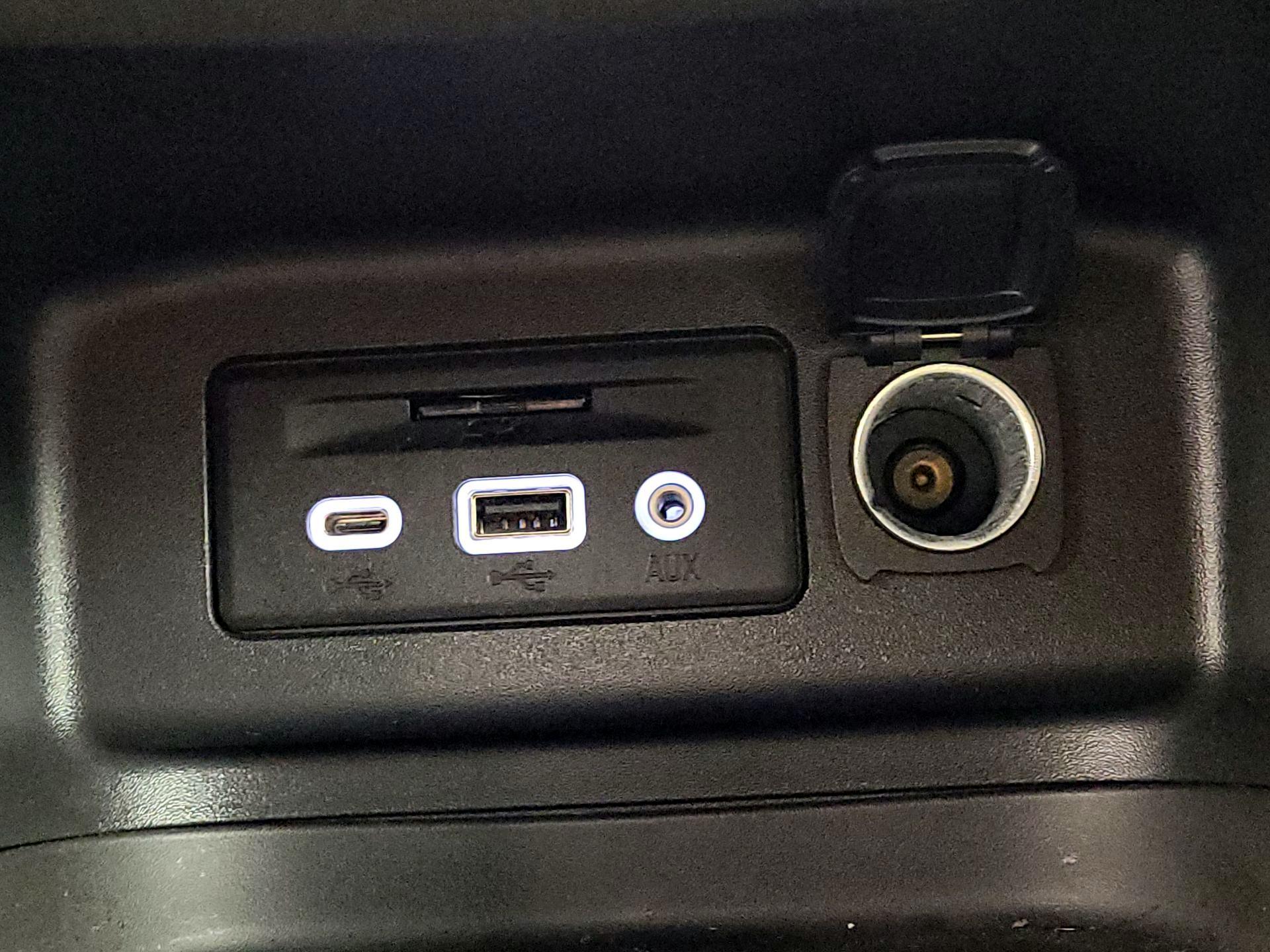 Thumbnail: 2023 Chevrolet Equinox - 18