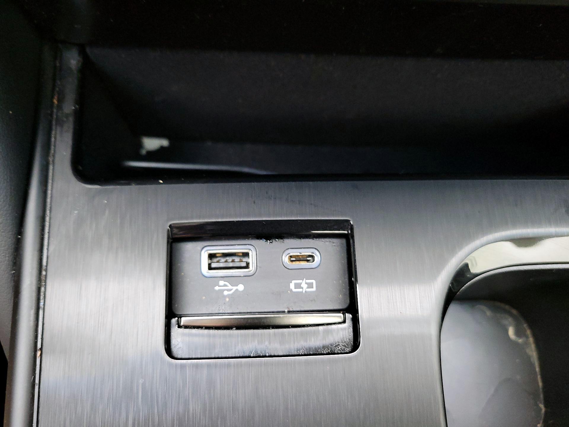 Thumbnail: 2024 Lexus ES - 18