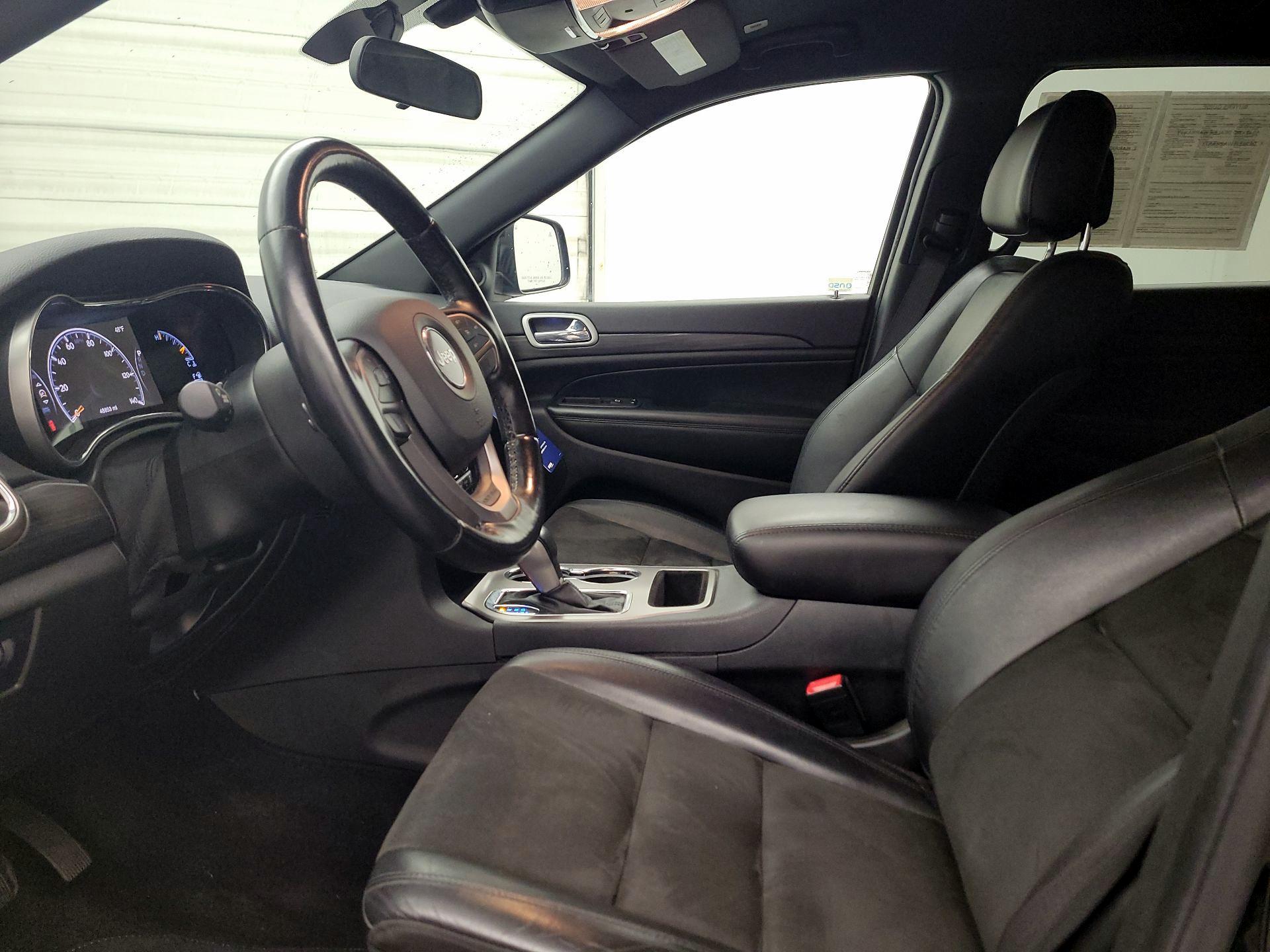 Thumbnail: 2021 Jeep Grand Cherokee - 11