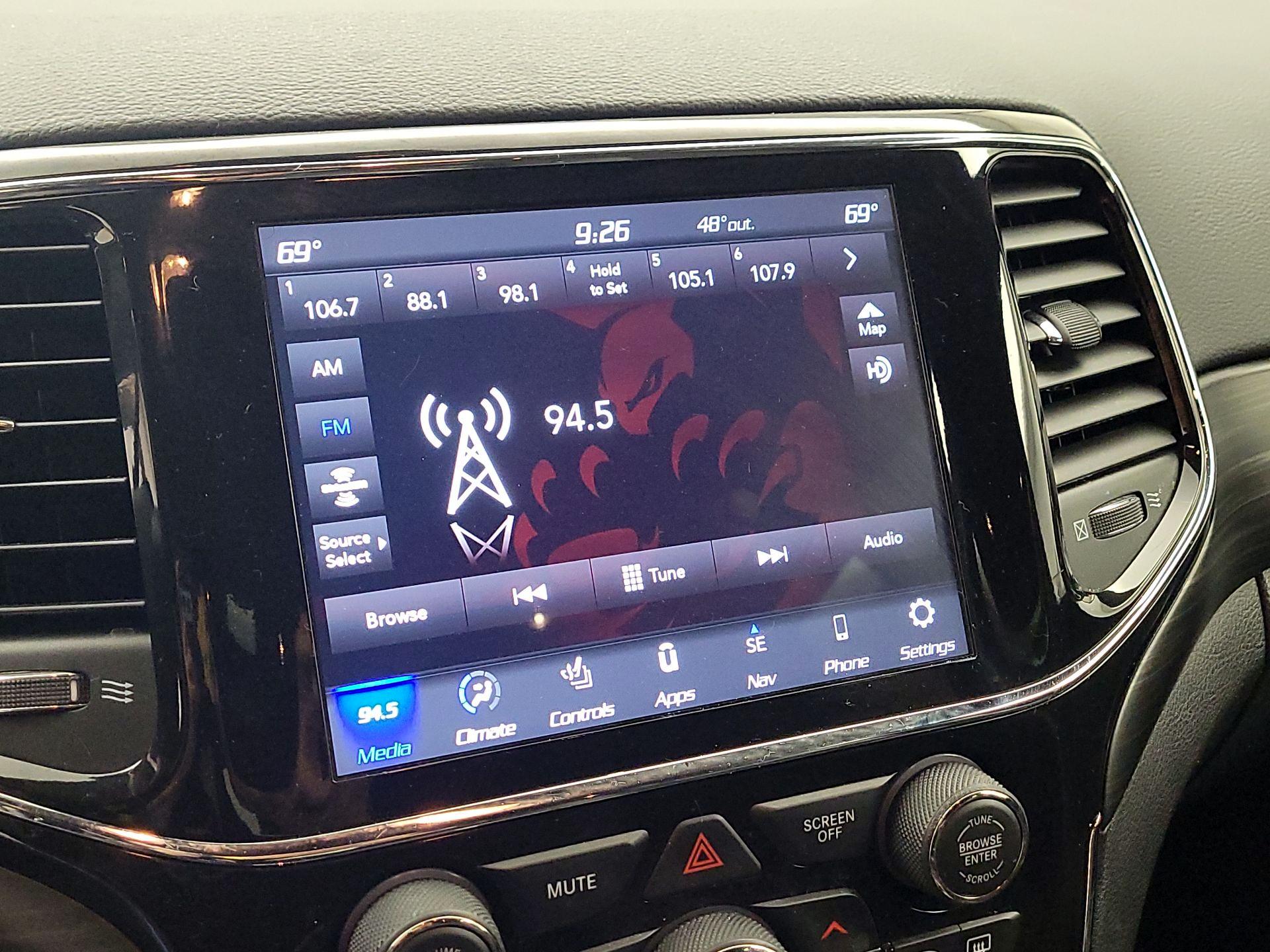 Thumbnail: 2021 Jeep Grand Cherokee - 15