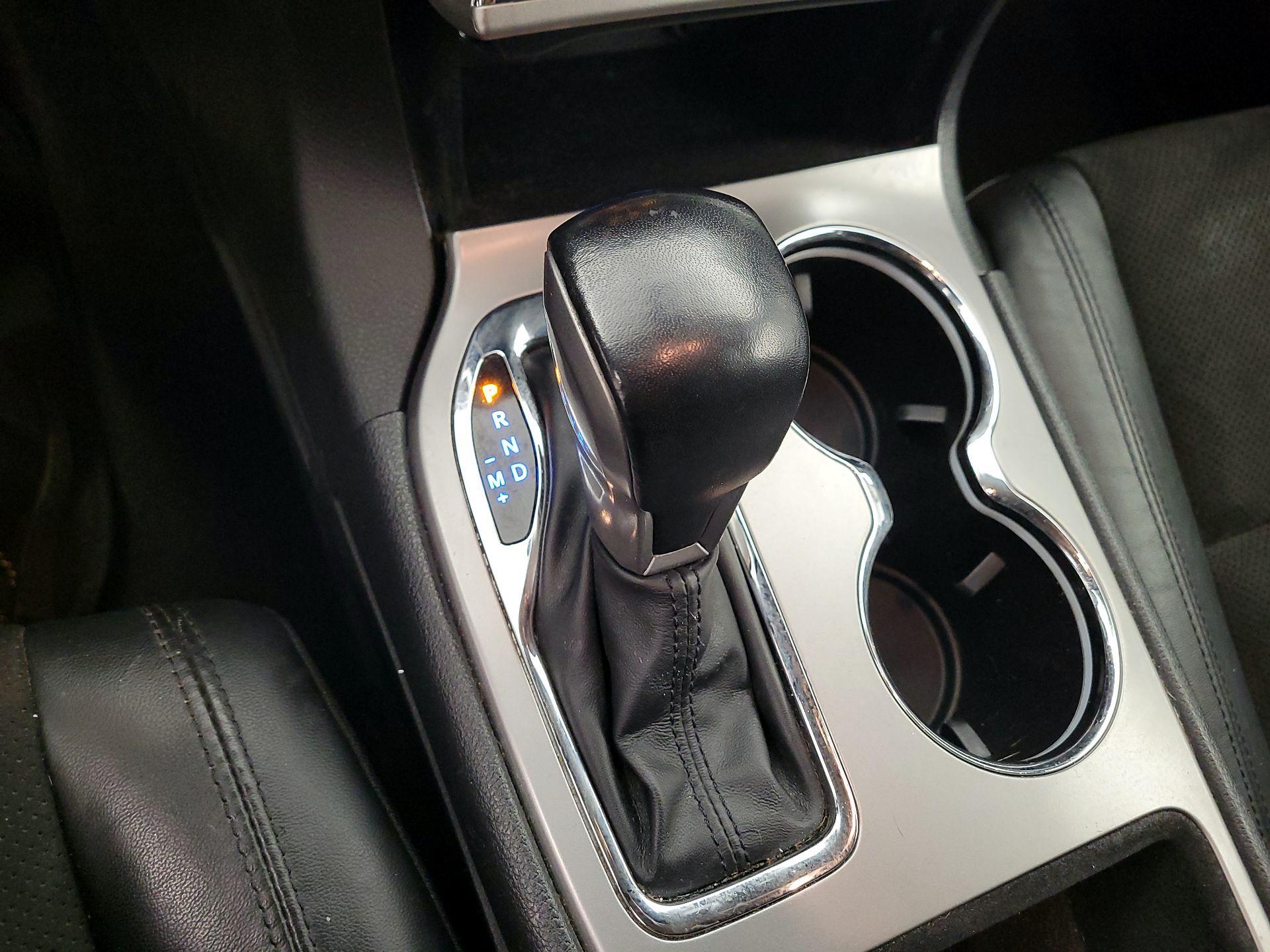 Thumbnail: 2021 Jeep Grand Cherokee - 17