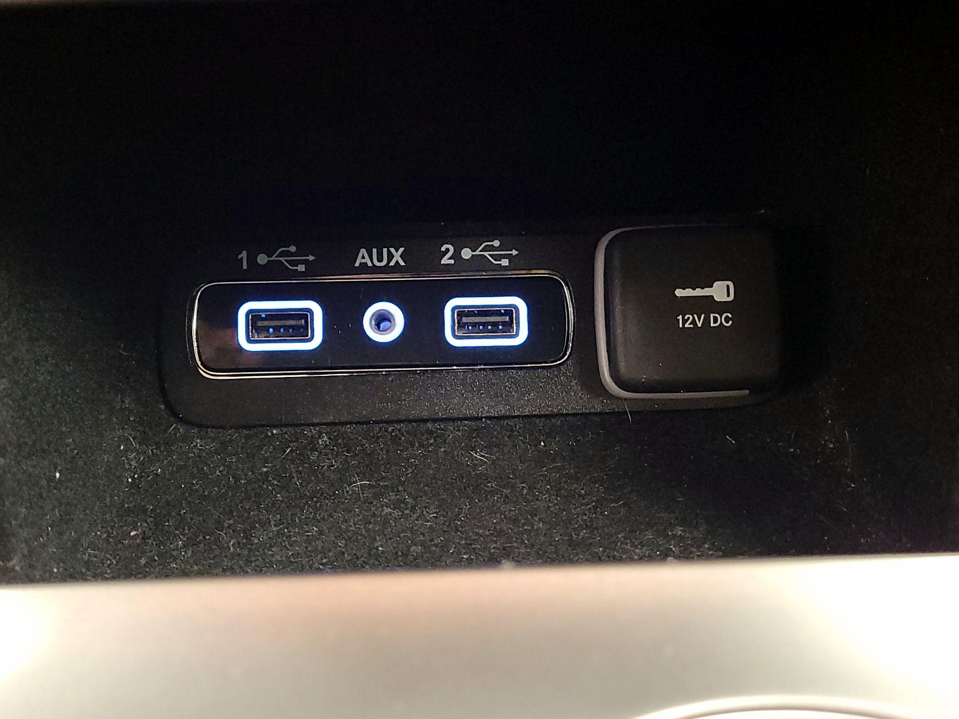 Thumbnail: 2021 Jeep Grand Cherokee - 18