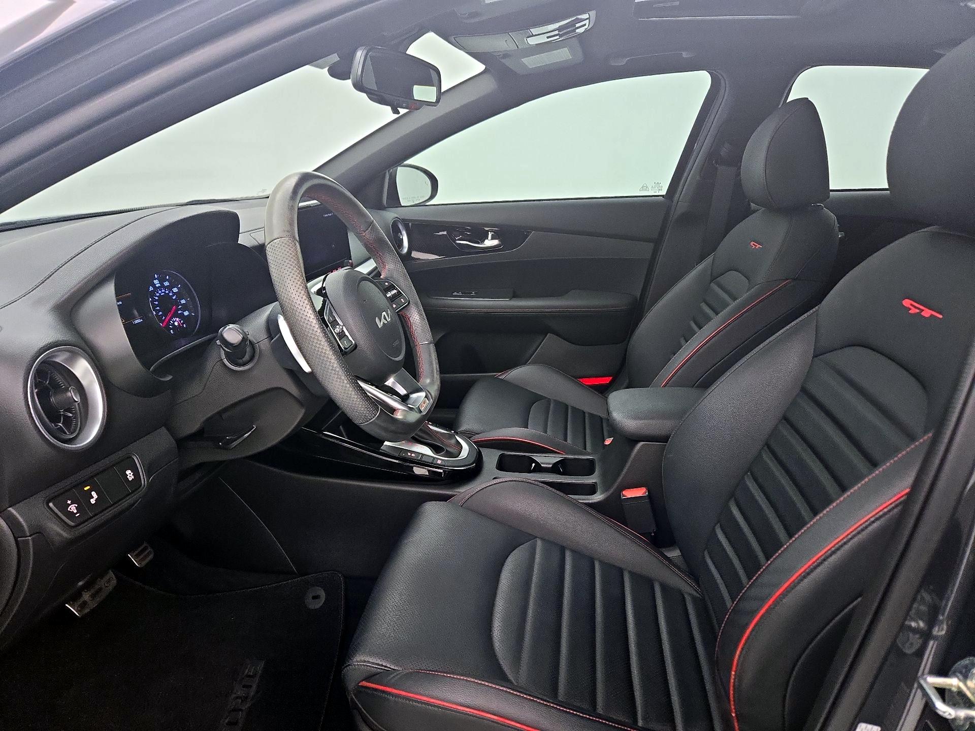 Thumbnail: 2023 Kia Forte - 11