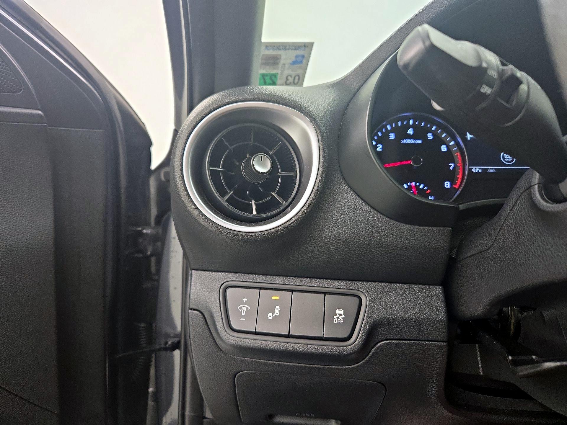 Thumbnail: 2023 Kia Forte - 13