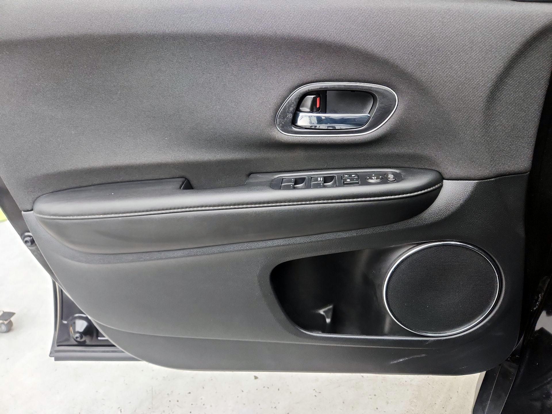 Thumbnail: 2021 Honda HR-V - 12