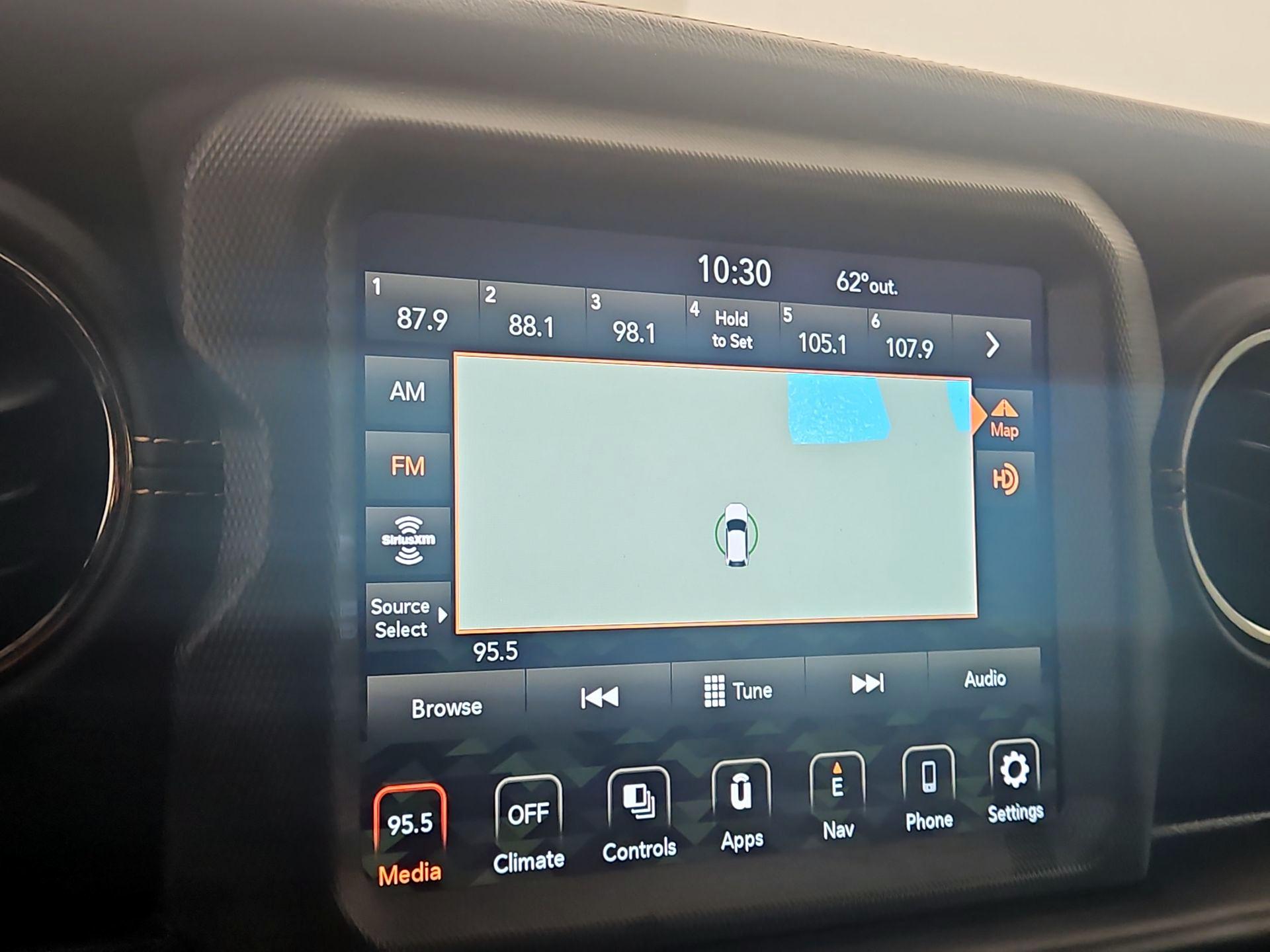 Thumbnail: 2021 Jeep Gladiator - 14