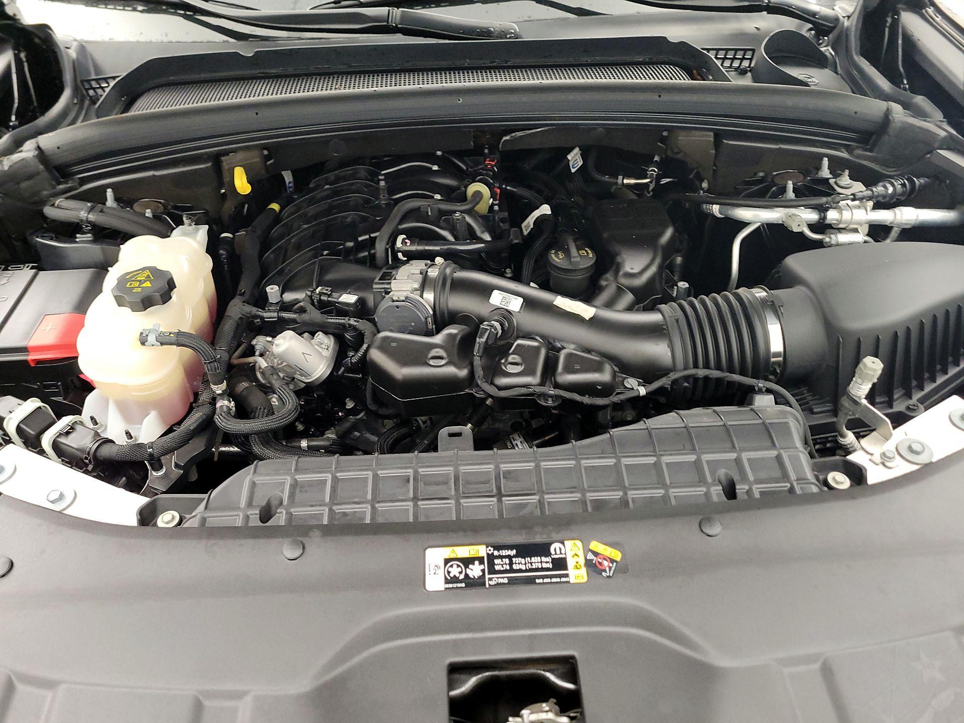 Thumbnail: 2022 Jeep Grand Cherokee - 17