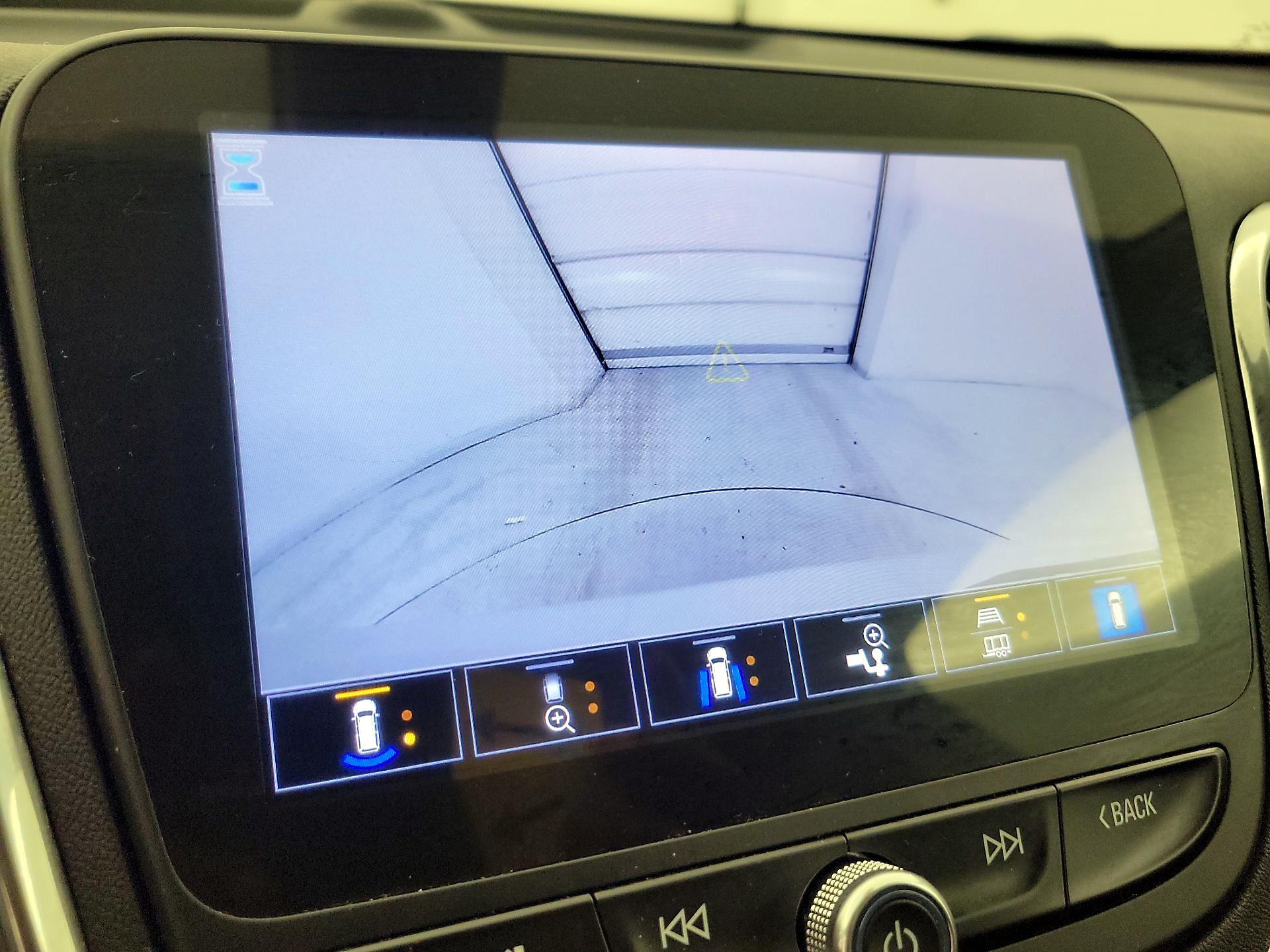 Thumbnail: 2022 Chevrolet Equinox - 15