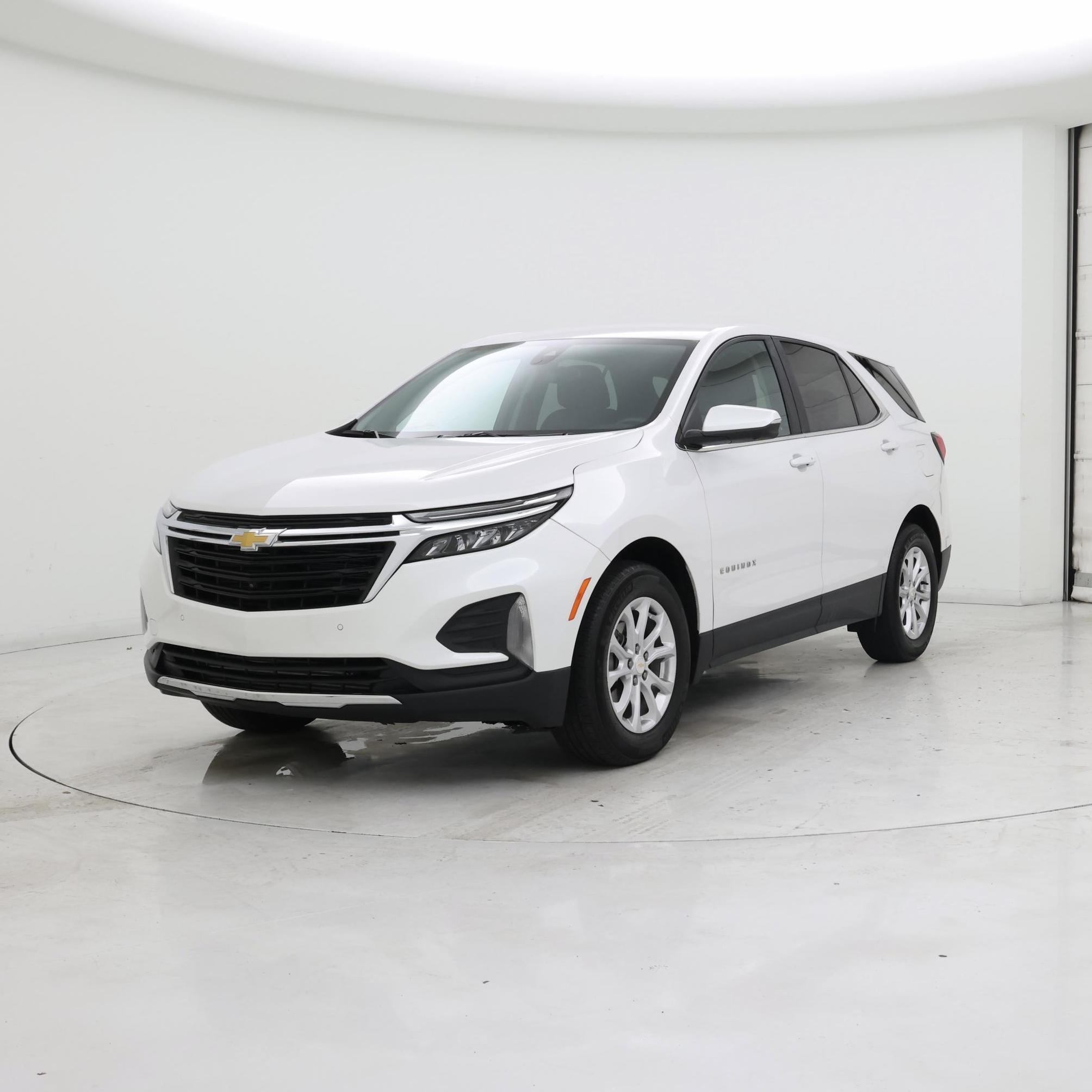 Thumbnail: 2022 Chevrolet Equinox - 4