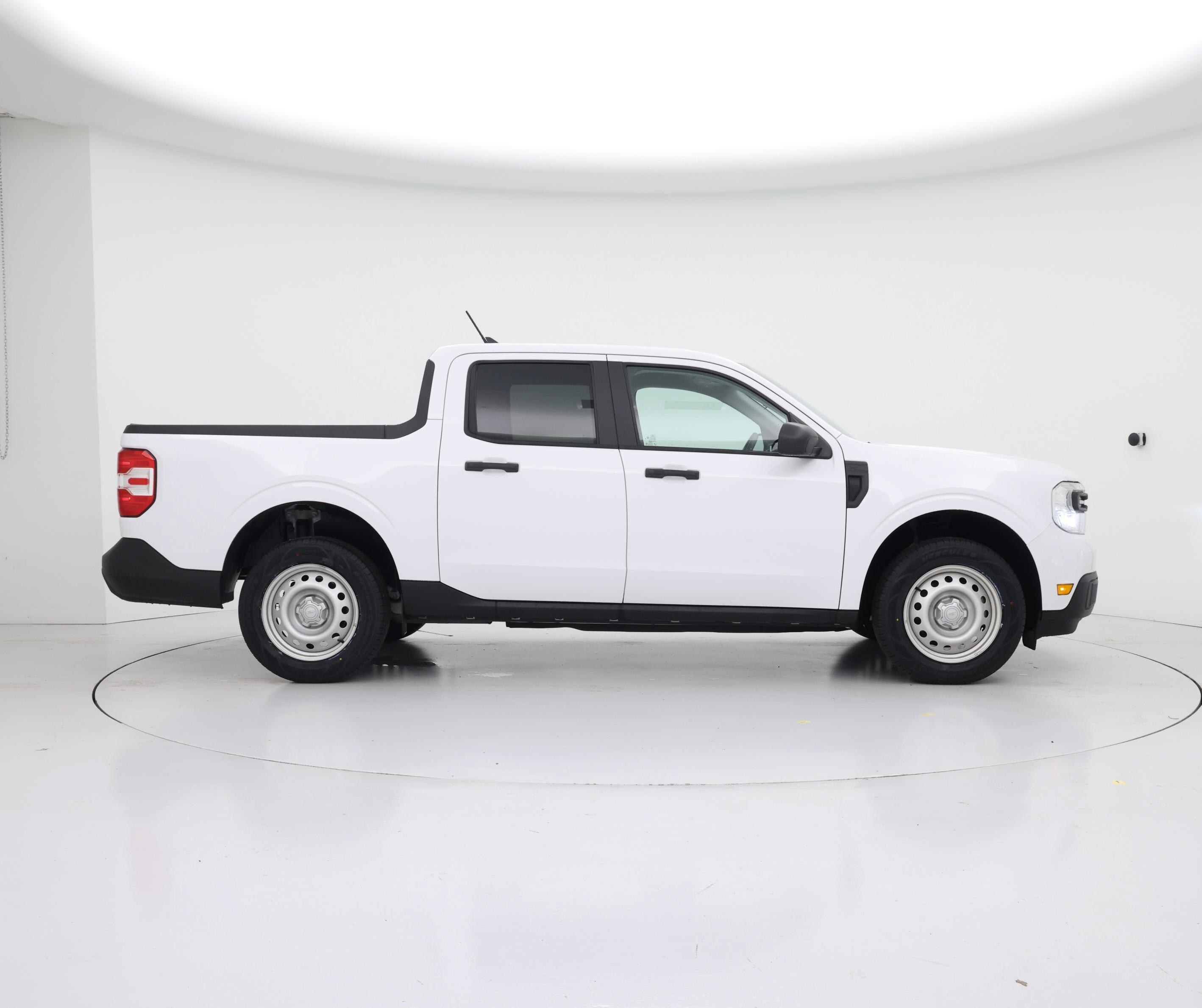 Thumbnail: 2023 Ford Maverick - 7