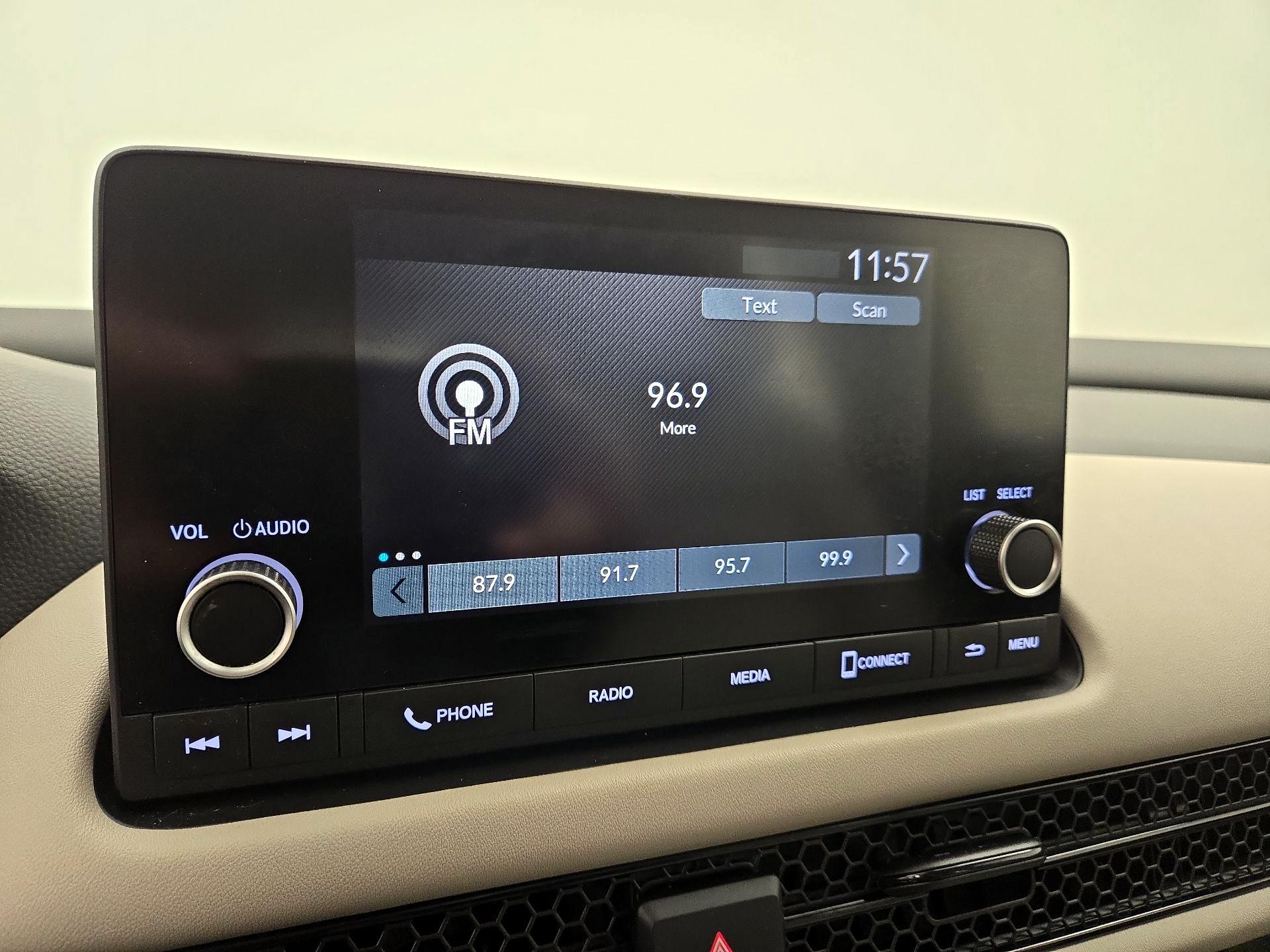 Thumbnail: 2023 Honda HR-V - 15