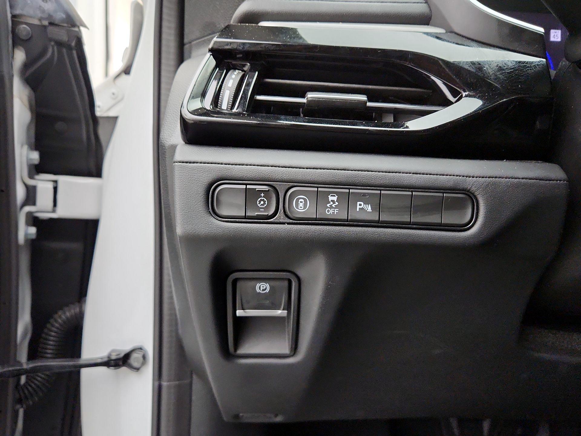 Thumbnail: 2023 Acura MDX - 13