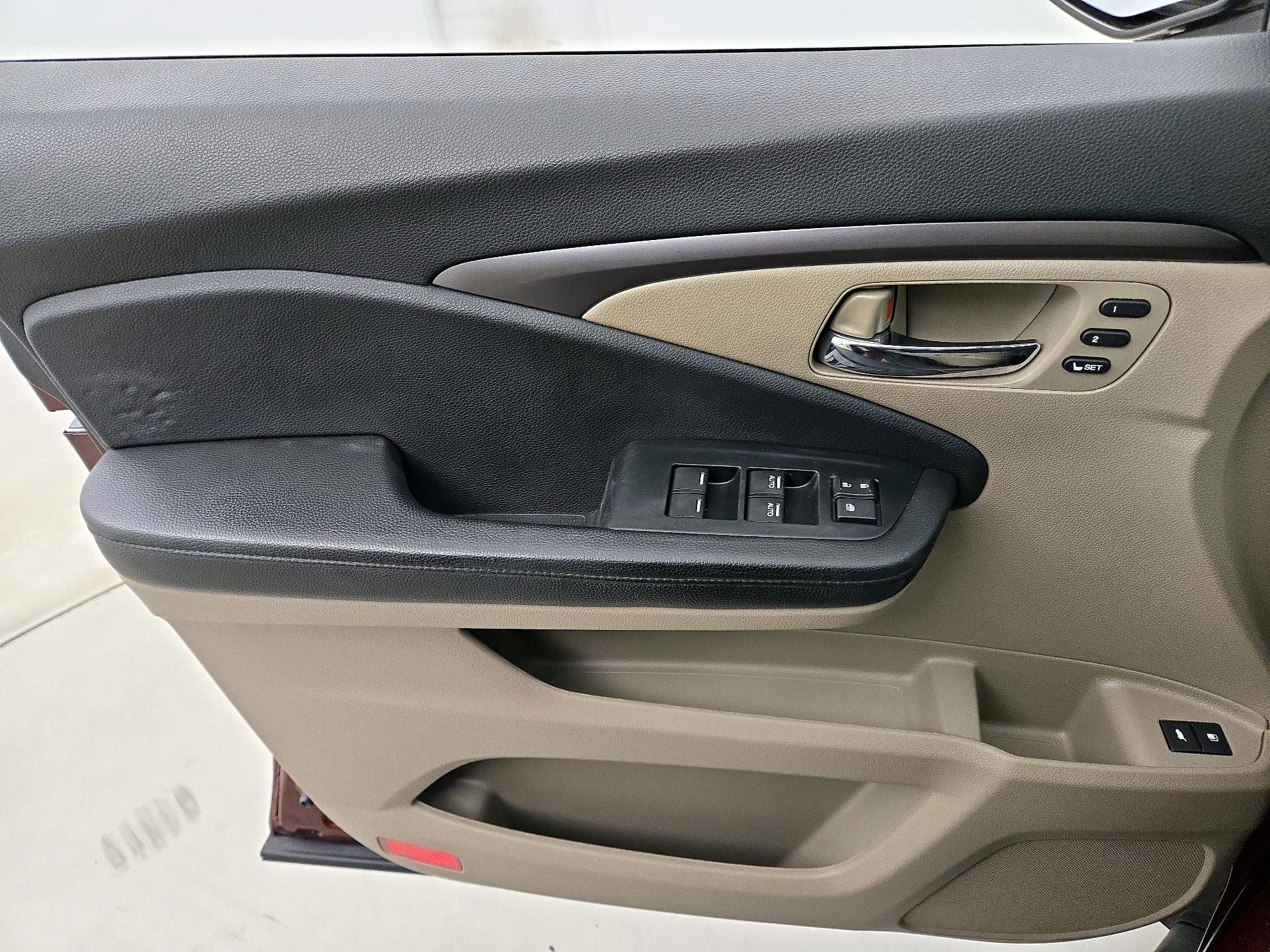 Thumbnail: 2022 Honda Pilot - 12