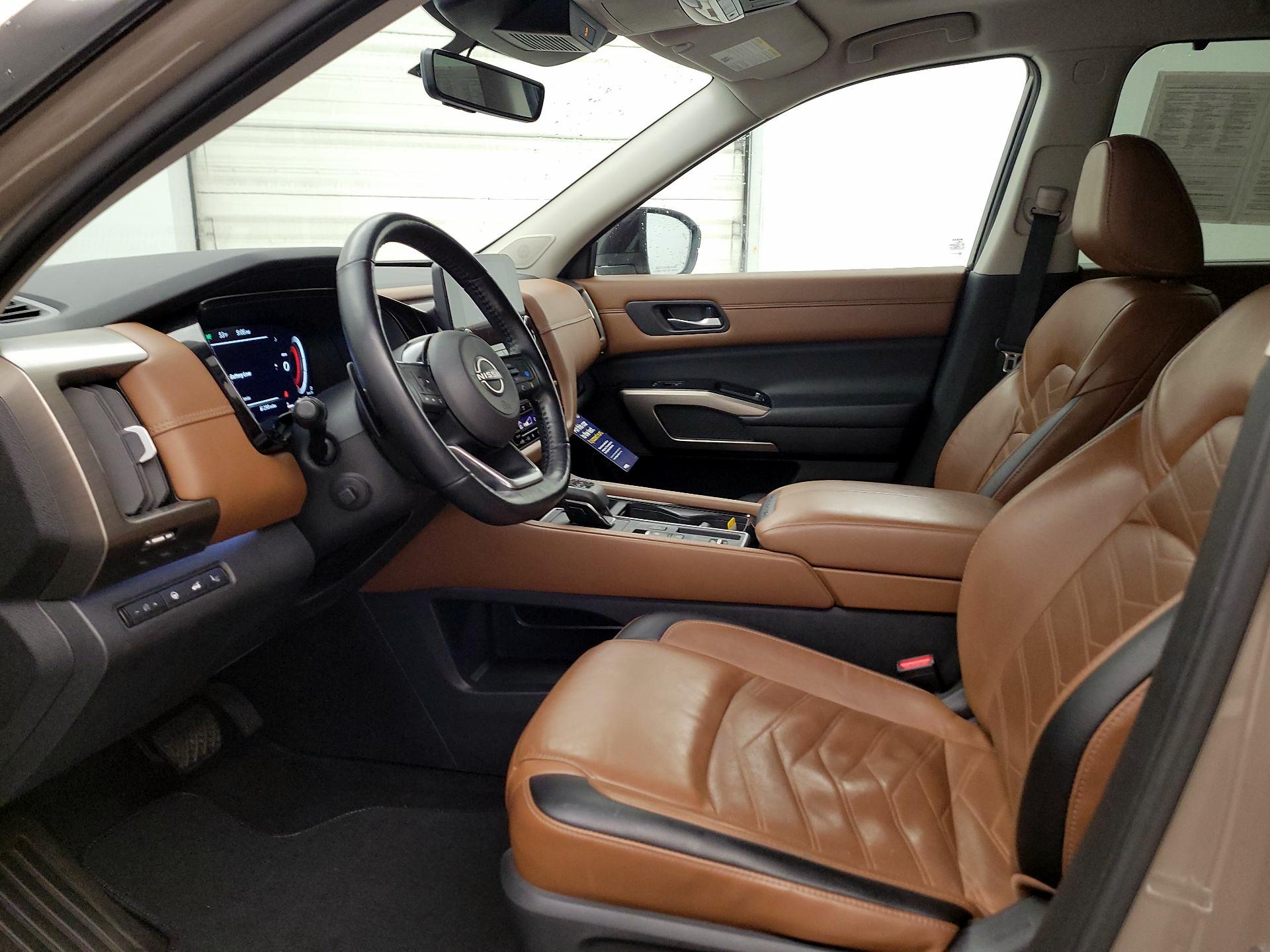 Thumbnail: 2023 Nissan Pathfinder - 11