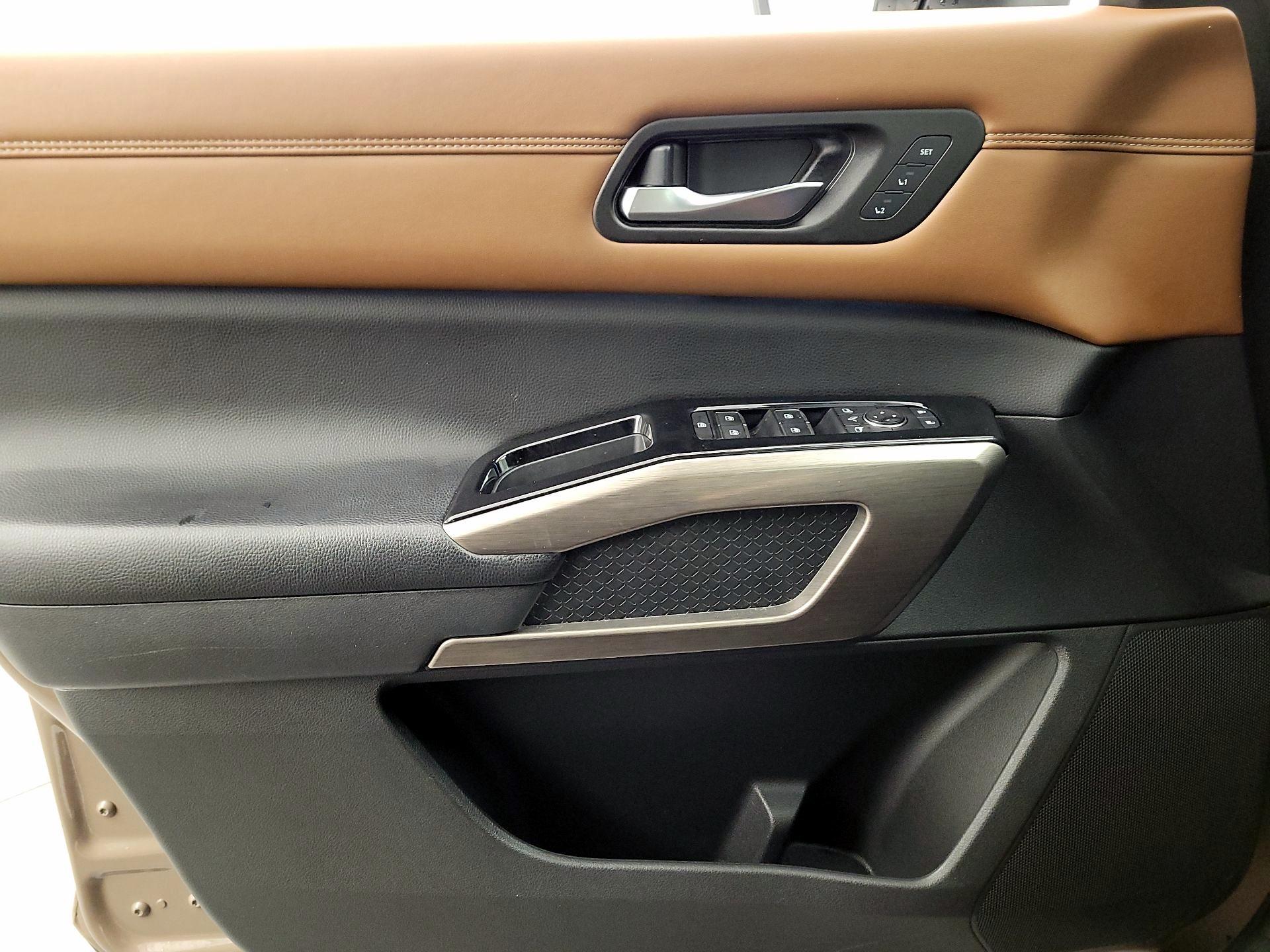 Thumbnail: 2023 Nissan Pathfinder - 12