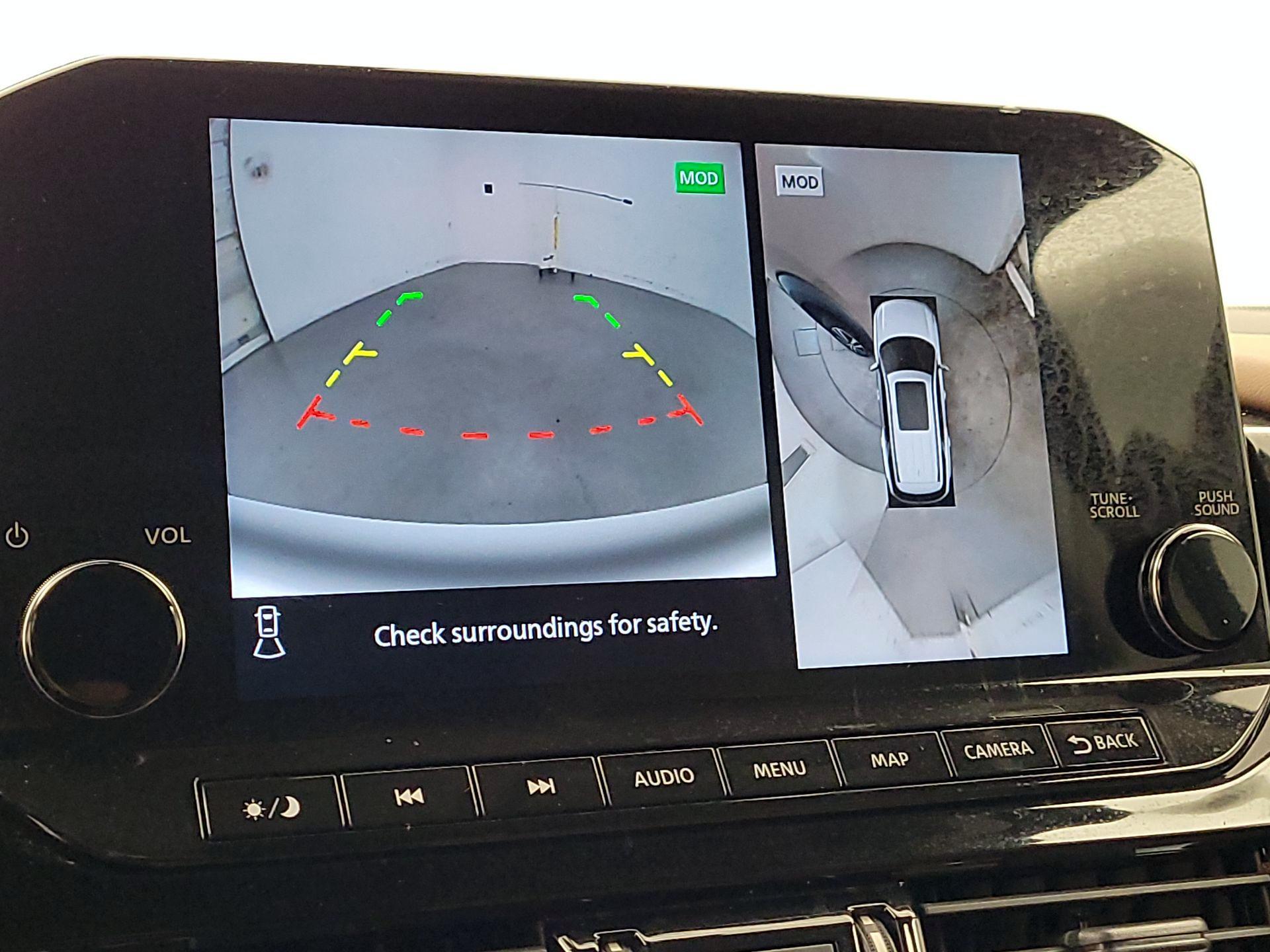 Thumbnail: 2023 Nissan Pathfinder - 14