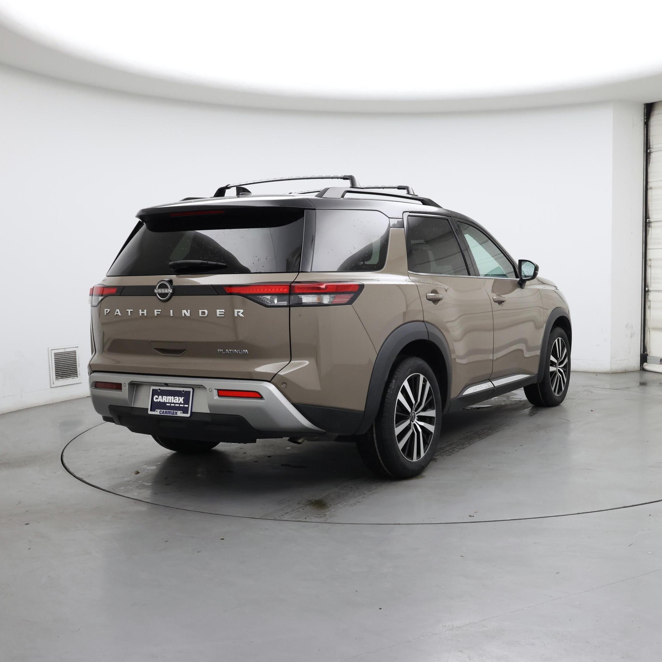 Thumbnail: 2023 Nissan Pathfinder - 8