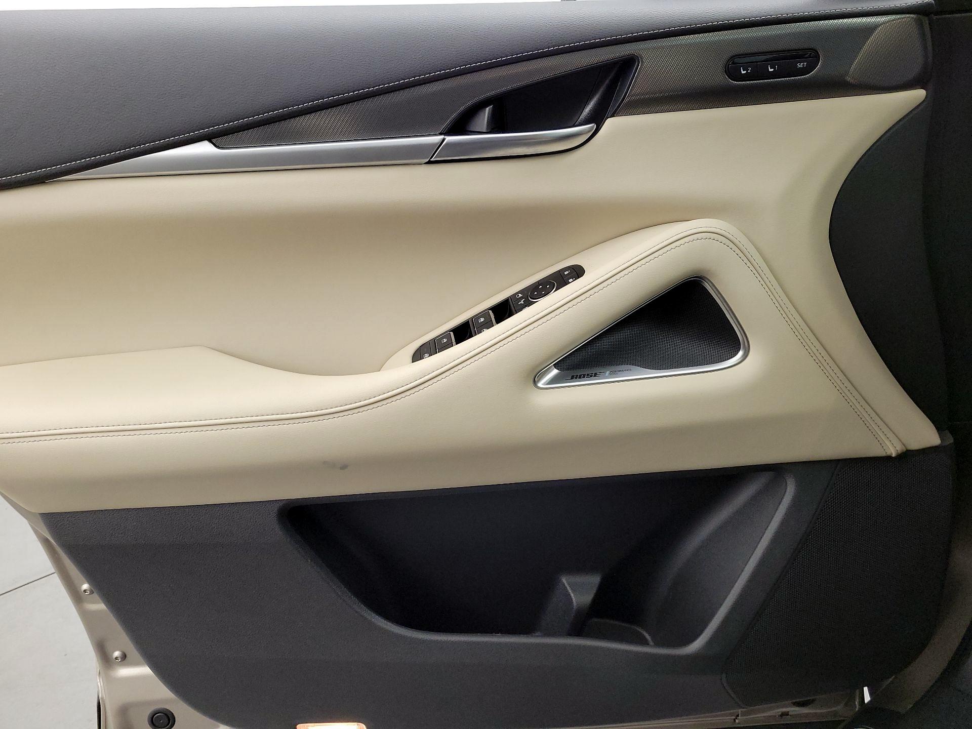 Thumbnail: 2023 INFINITI QX60 - 12