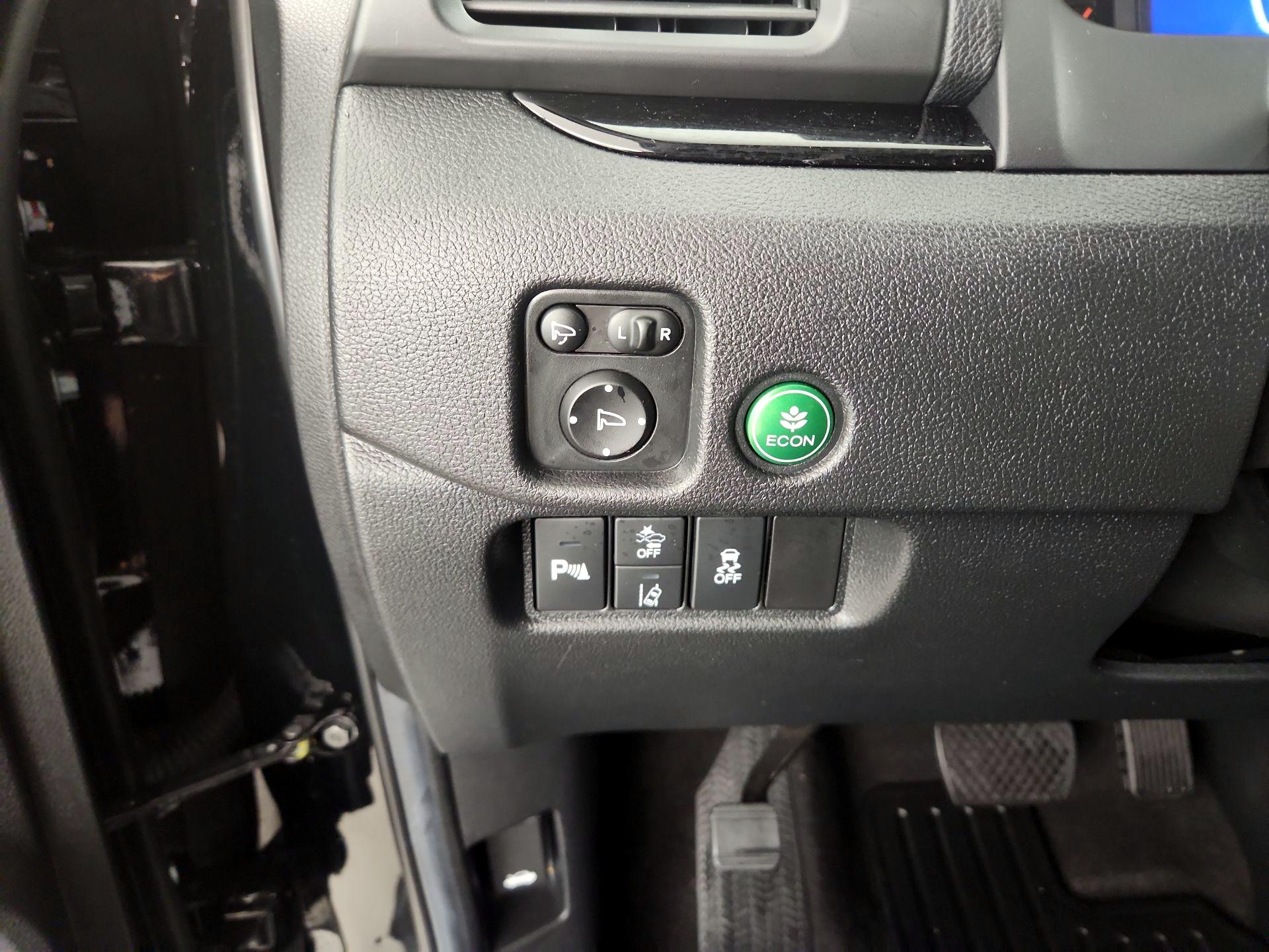 Thumbnail: 2022 Honda Pilot - 13