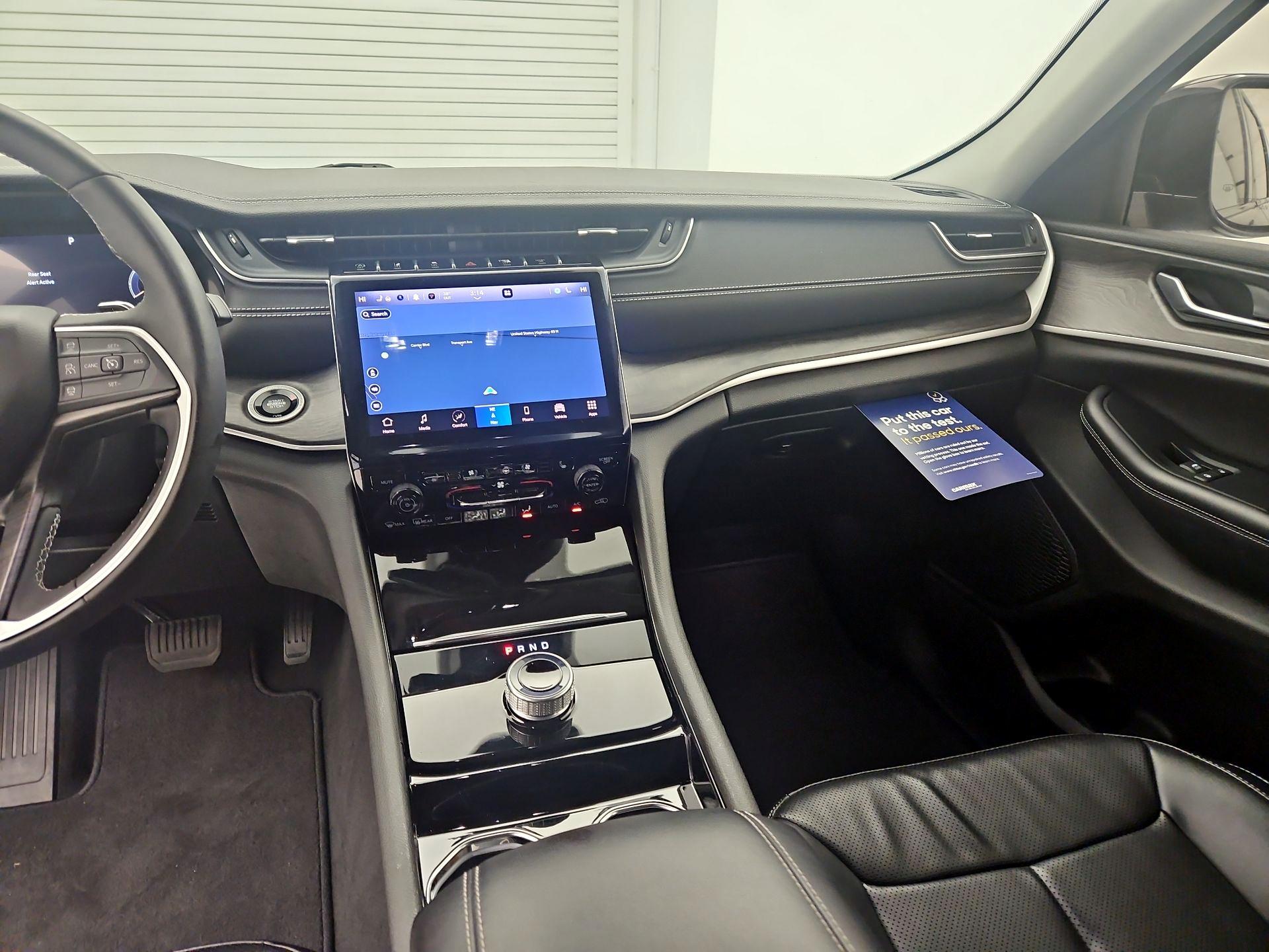 Thumbnail: 2023 Jeep Grand Cherokee - 9