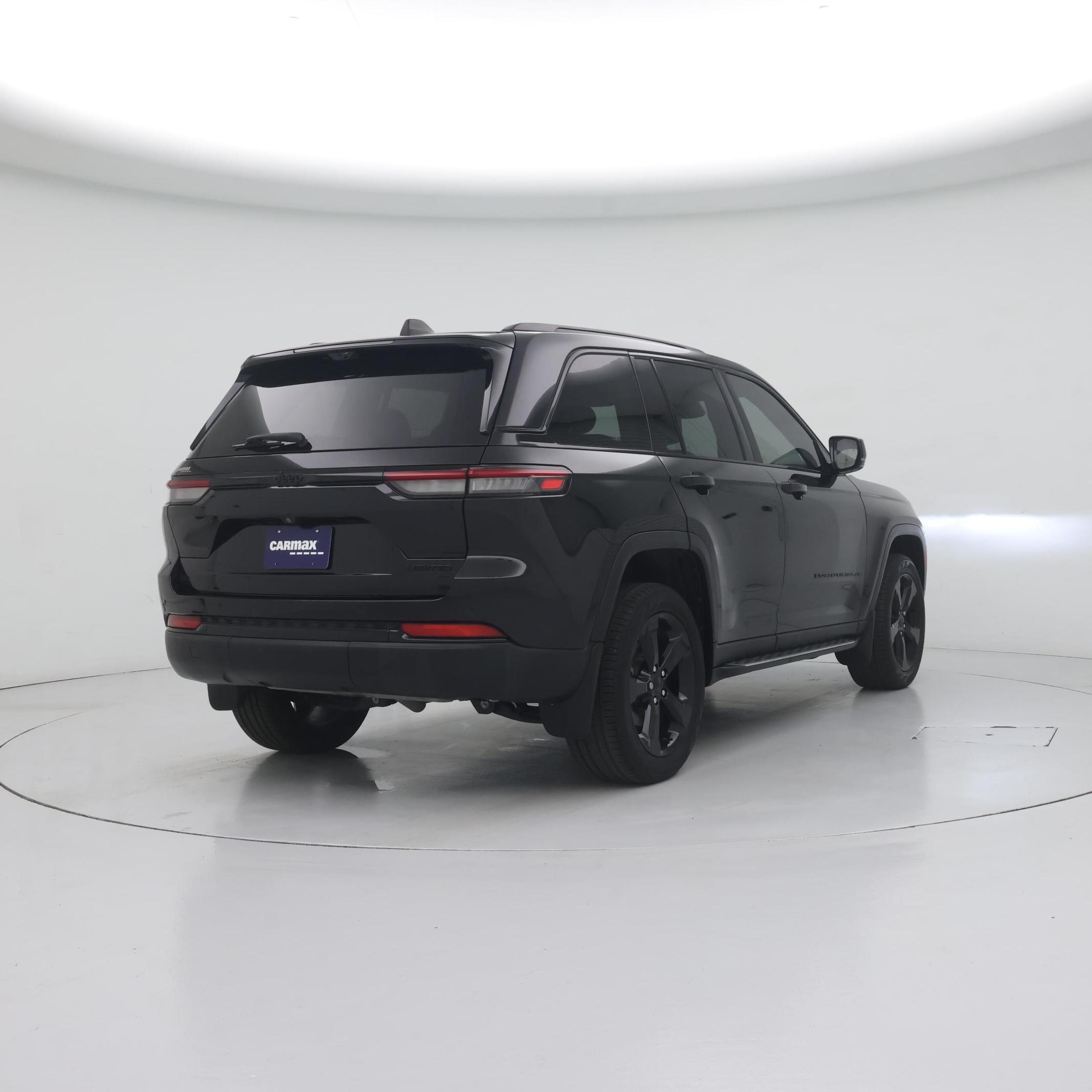 Thumbnail: 2023 Jeep Grand Cherokee - 8