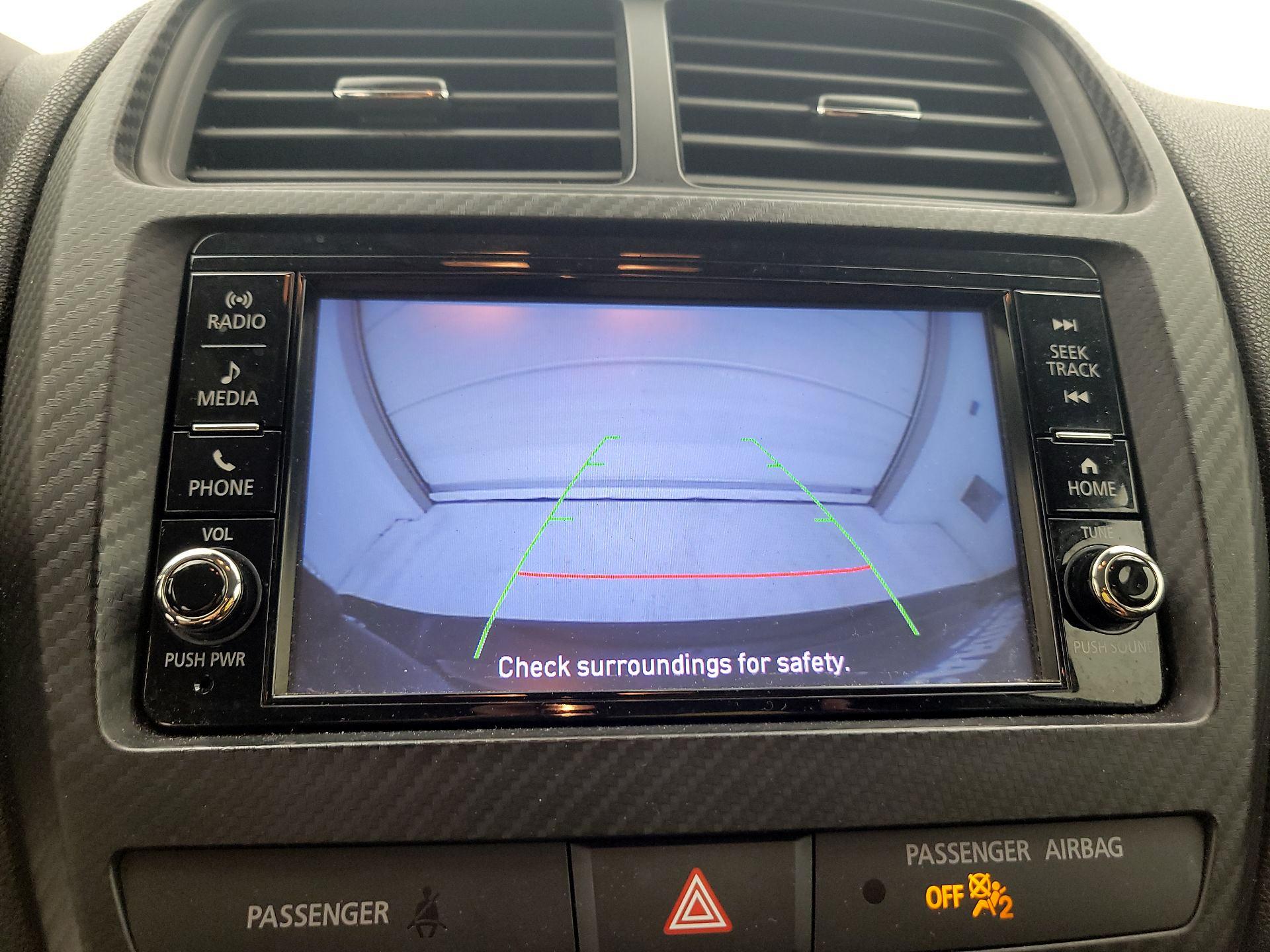 Thumbnail: 2023 Mitsubishi Outlander Sport - 14