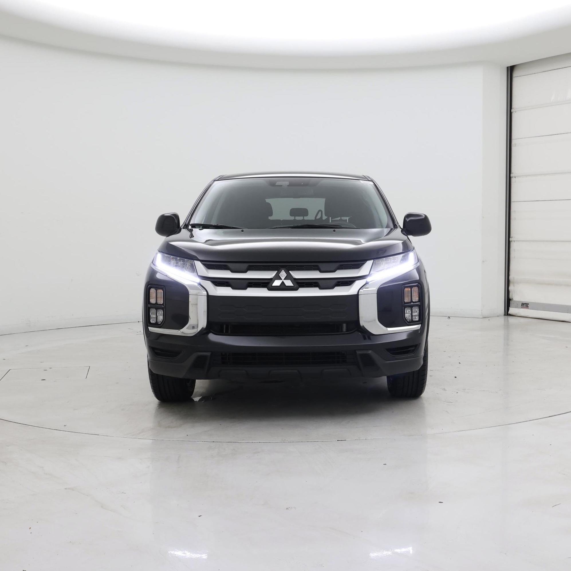 Thumbnail: 2023 Mitsubishi Outlander Sport - 5