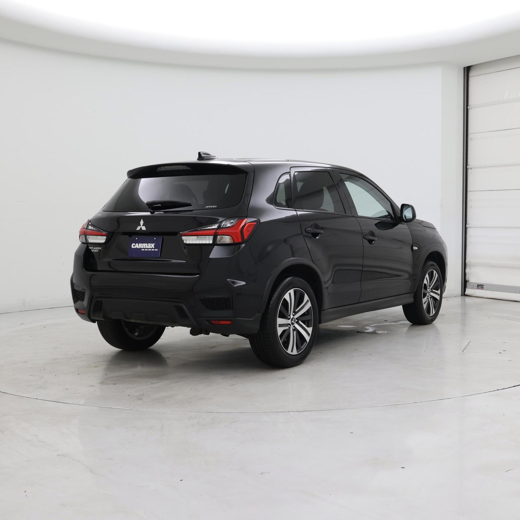 Thumbnail: 2023 Mitsubishi Outlander Sport - 8