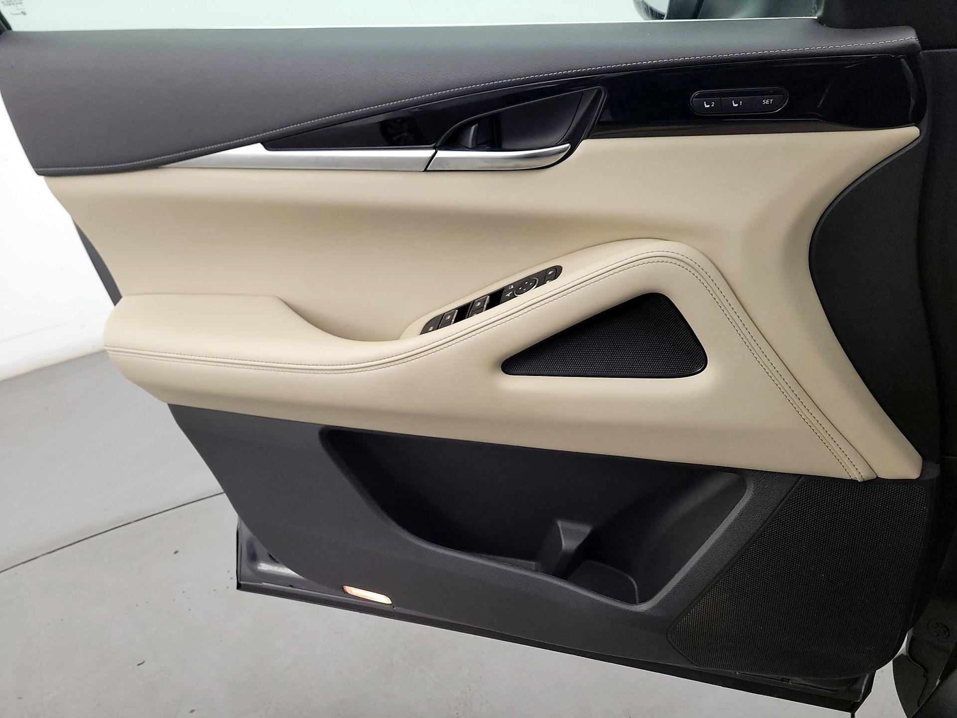 Thumbnail: 2023 INFINITI QX60 - 12