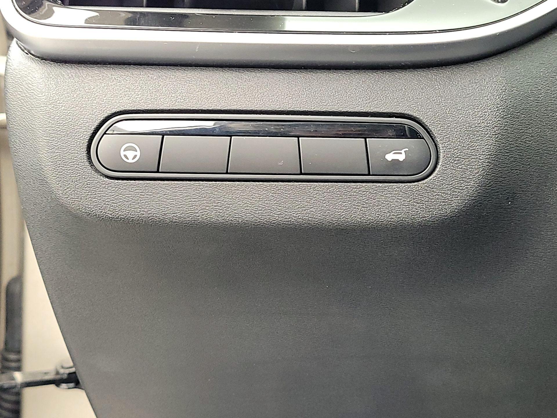 Thumbnail: 2023 INFINITI QX60 - 13