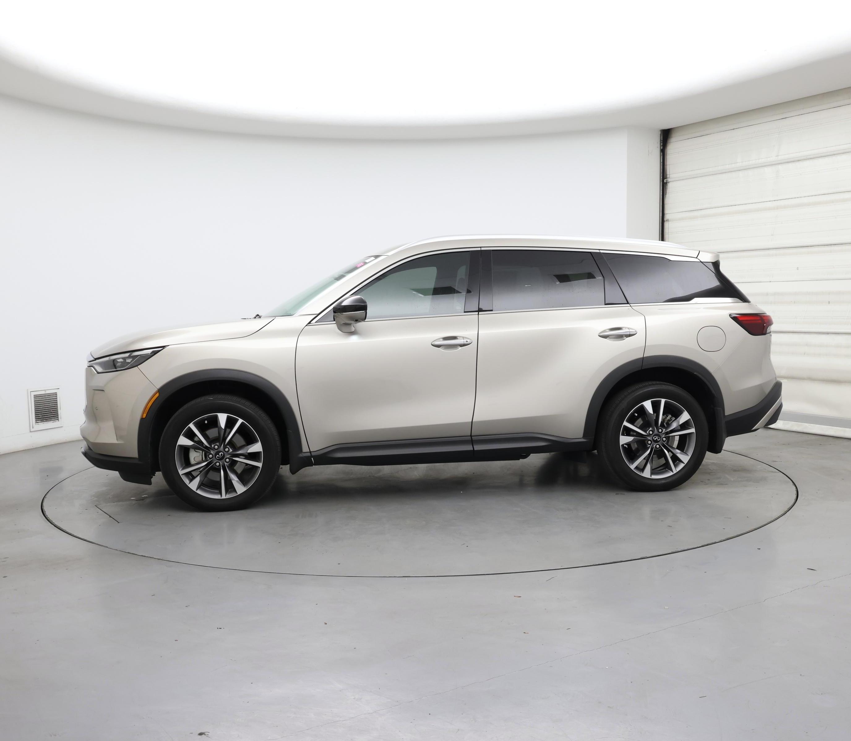 Thumbnail: 2023 INFINITI QX60 - 3