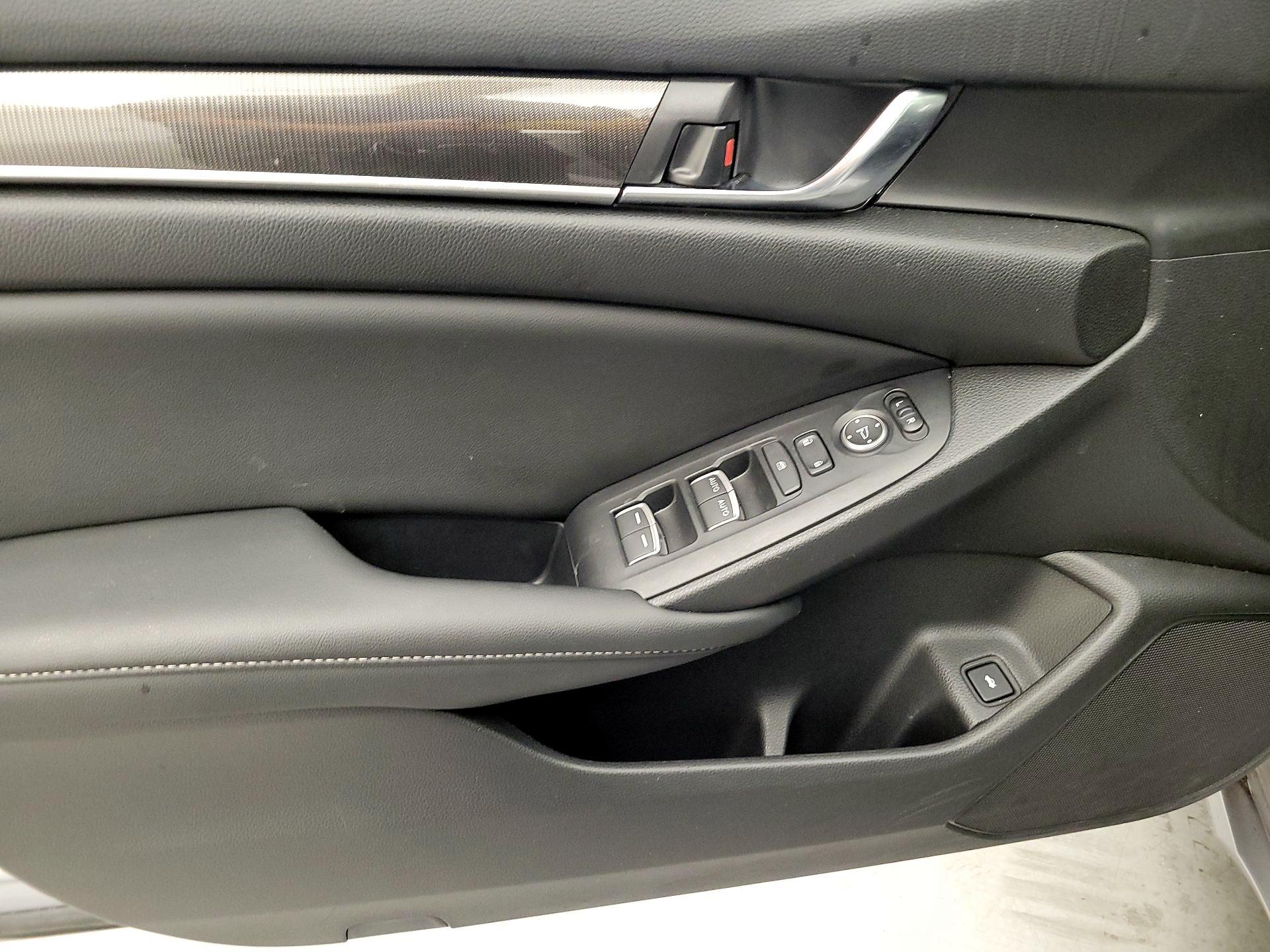 Thumbnail: 2022 Honda Accord - 12