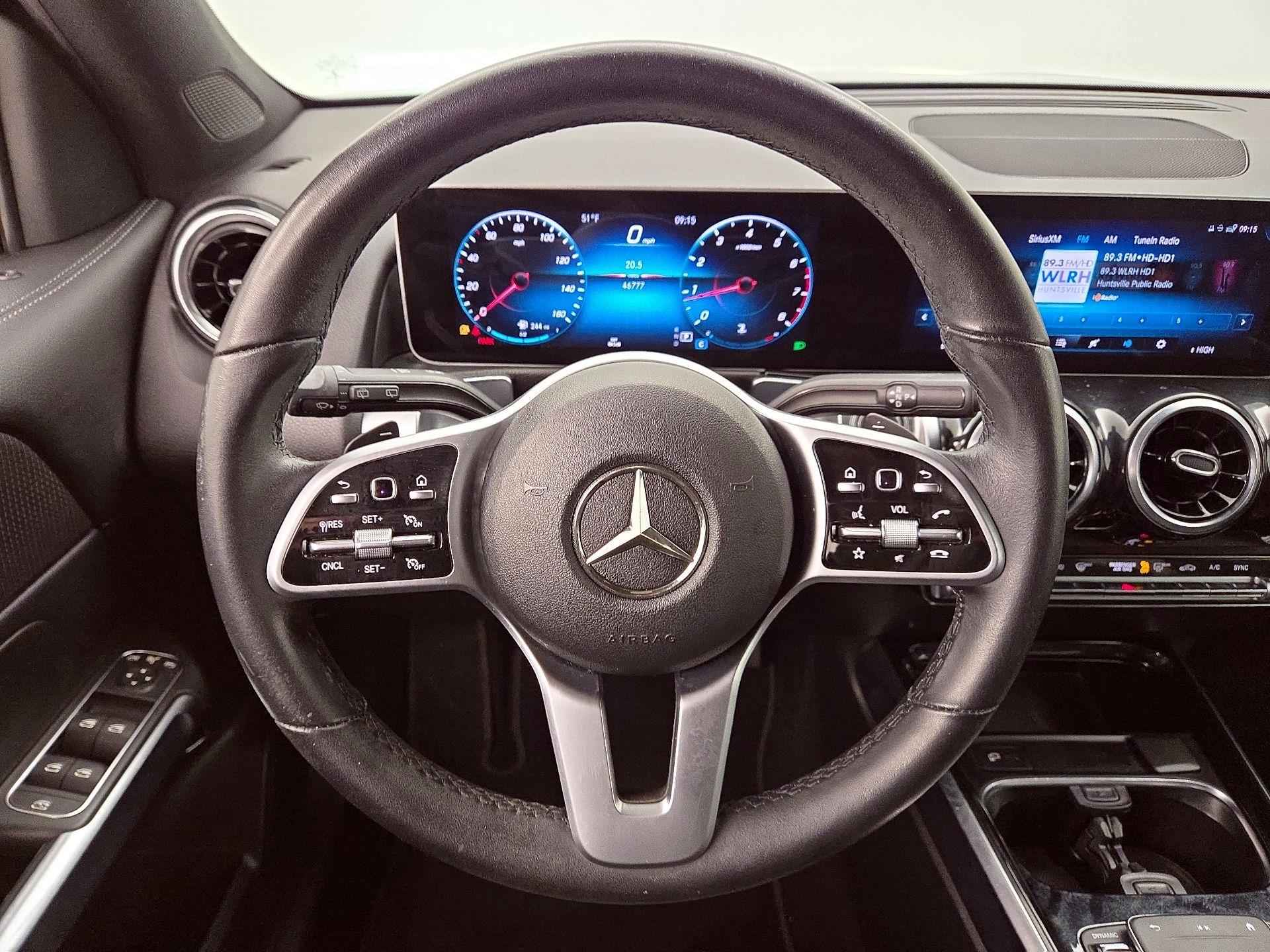 Thumbnail: 2021 Mercedes-Benz GLB - 10