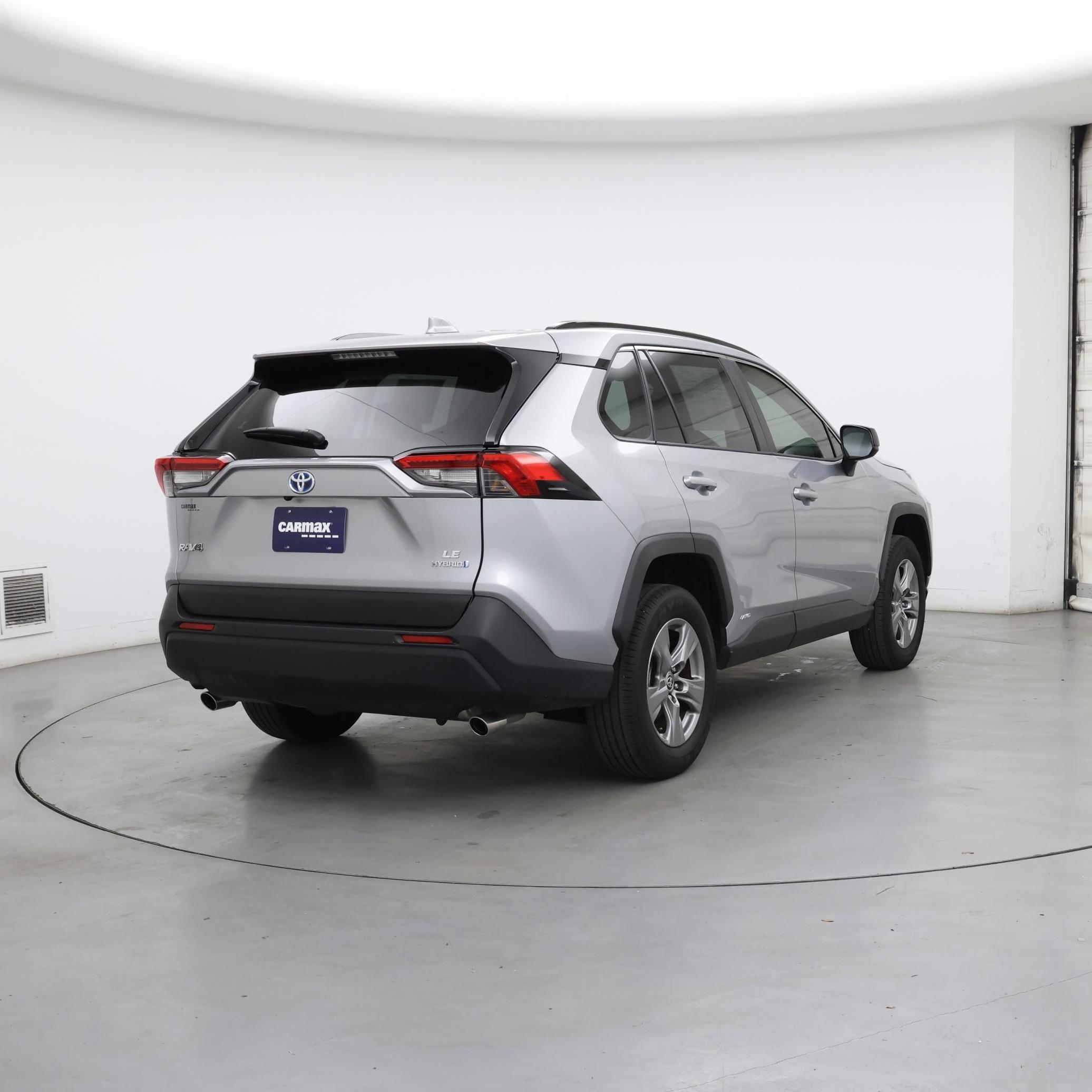 Thumbnail: 2023 Toyota RAV4 - 8