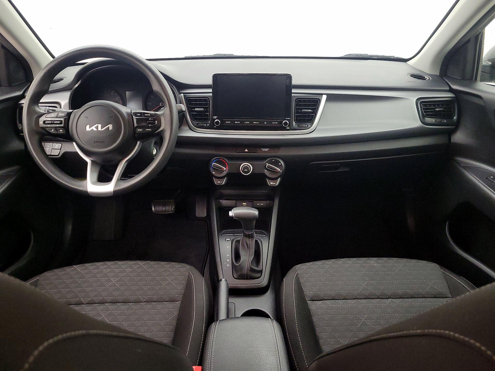 Thumbnail: 2022 Kia Rio - 9