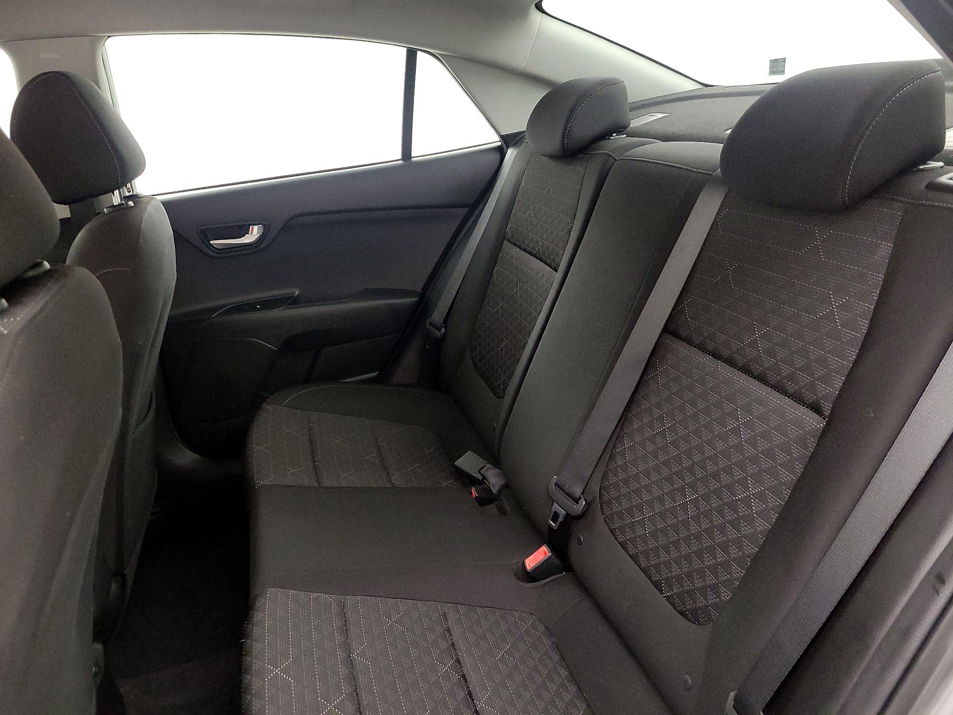 Thumbnail: 2022 Kia Rio - 19