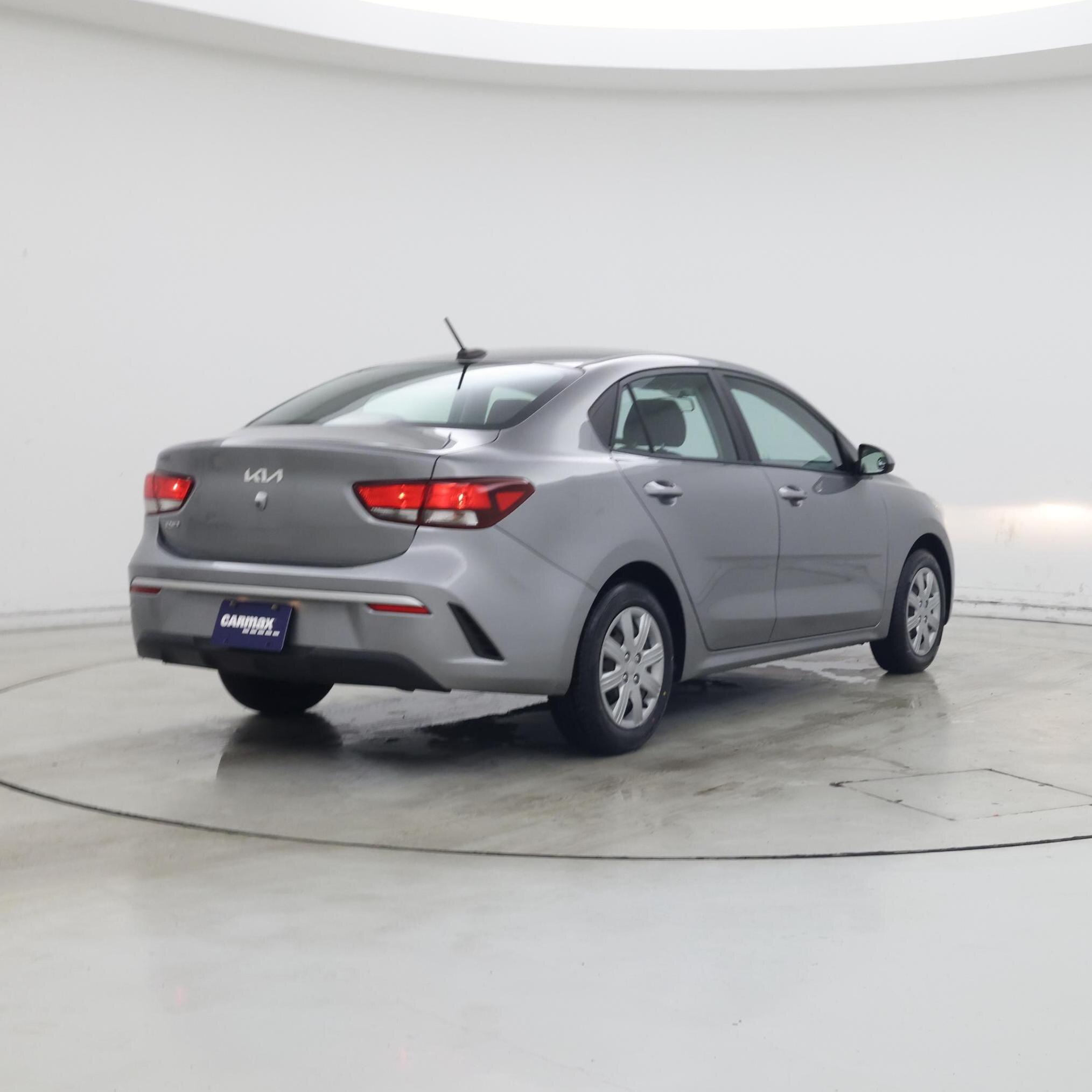 Thumbnail: 2022 Kia Rio - 8